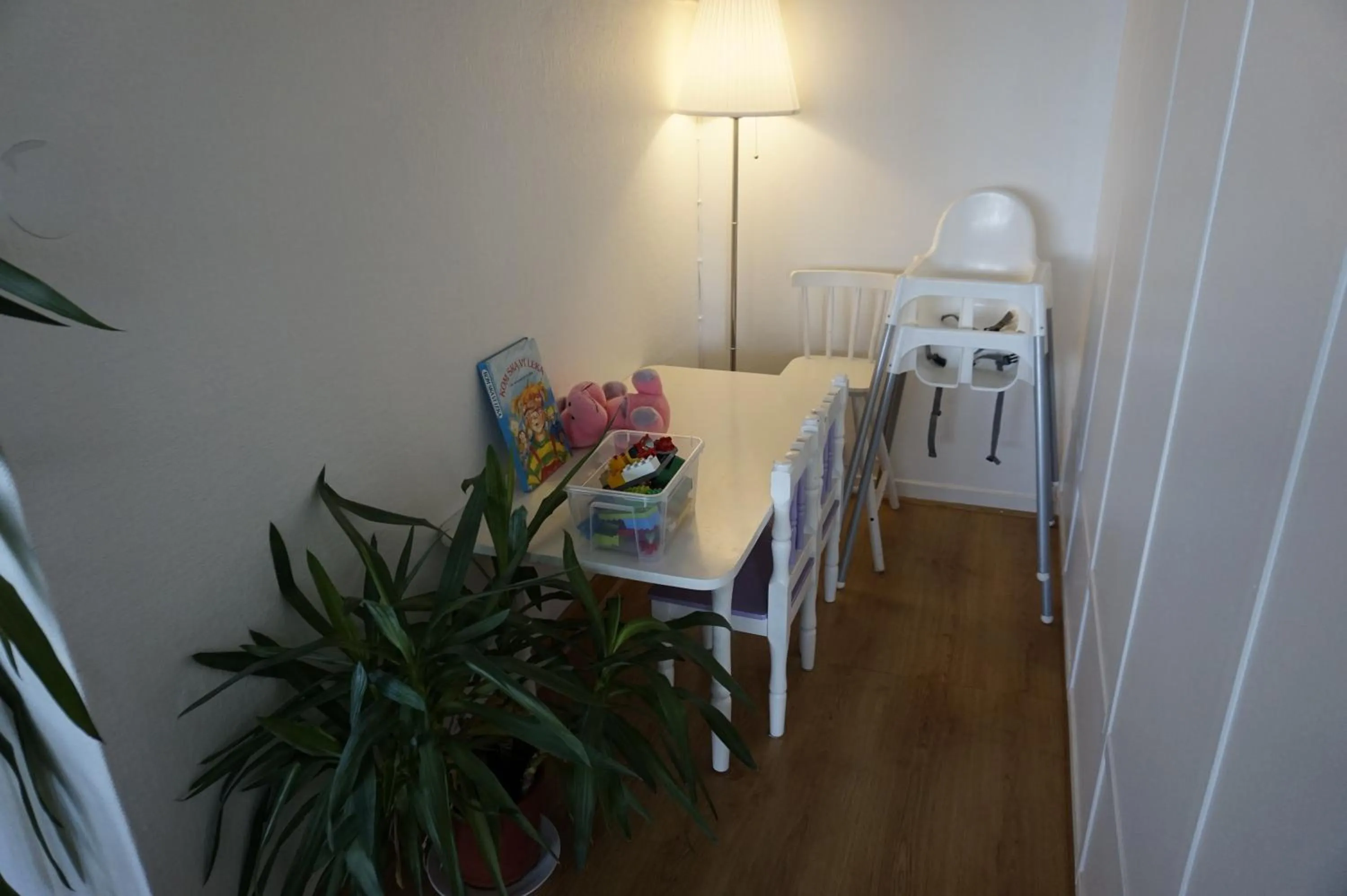 Property building, Bed in Kristinebergs Bed & Breakfast