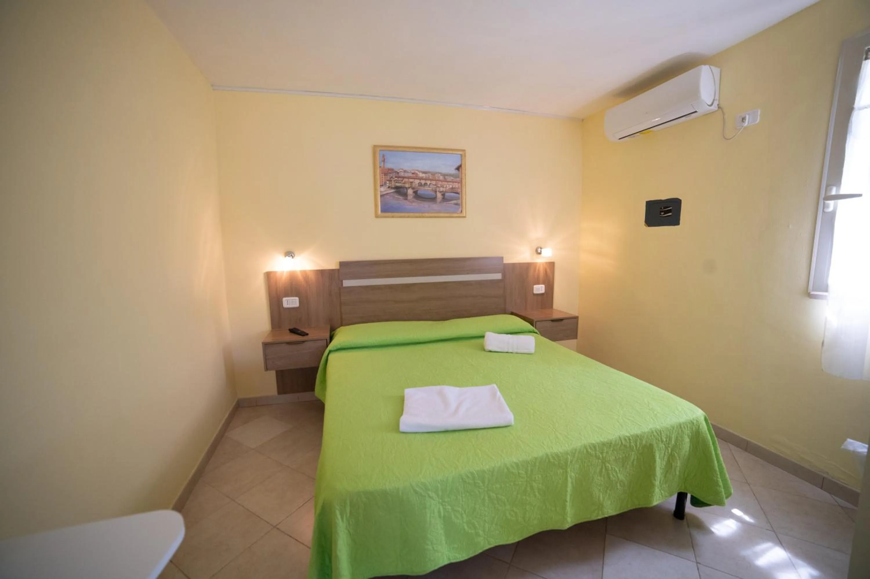 Bed in Coppola Rossa Relax