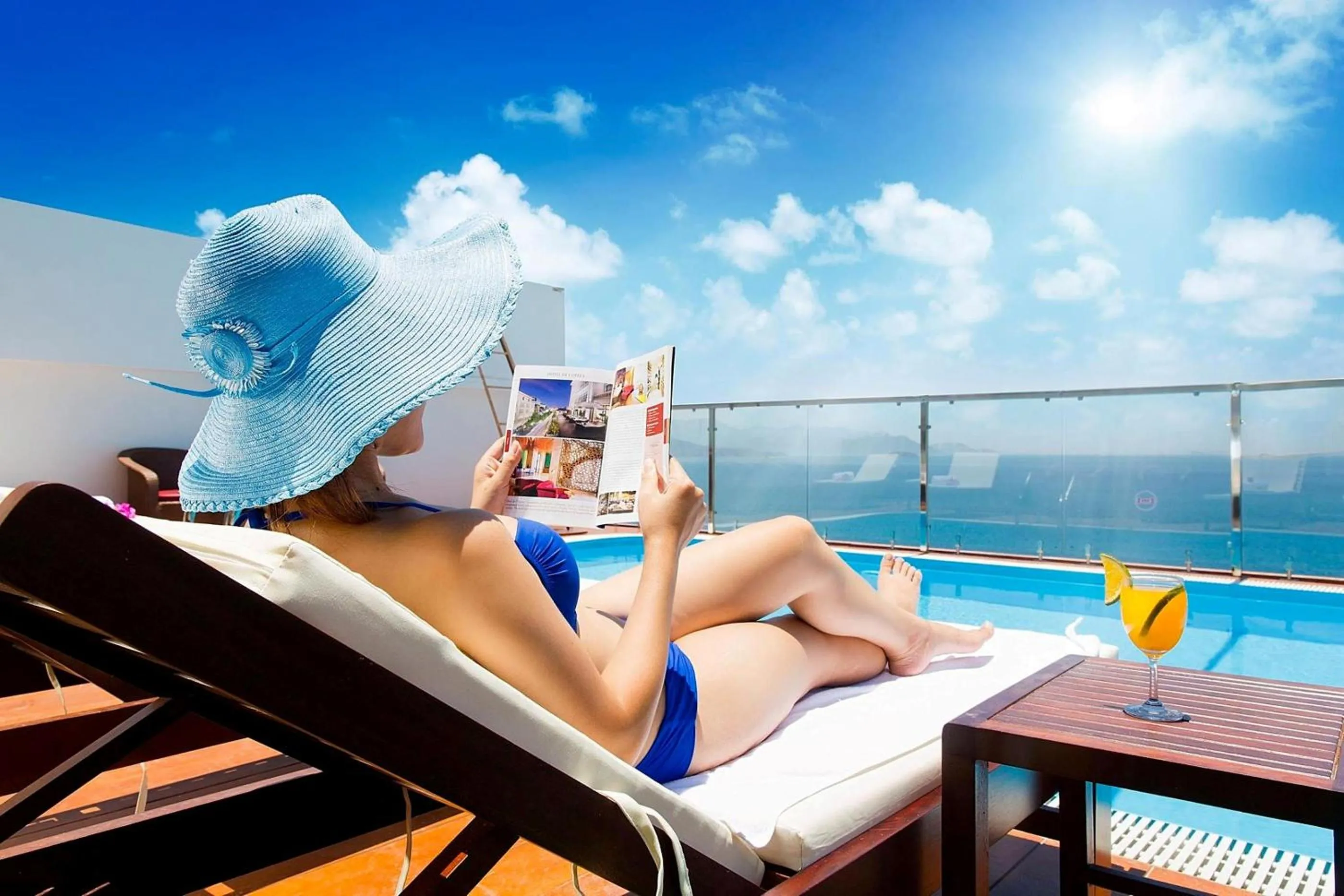 Day in Paris Luxury Hotel & Apartment Nha Trang