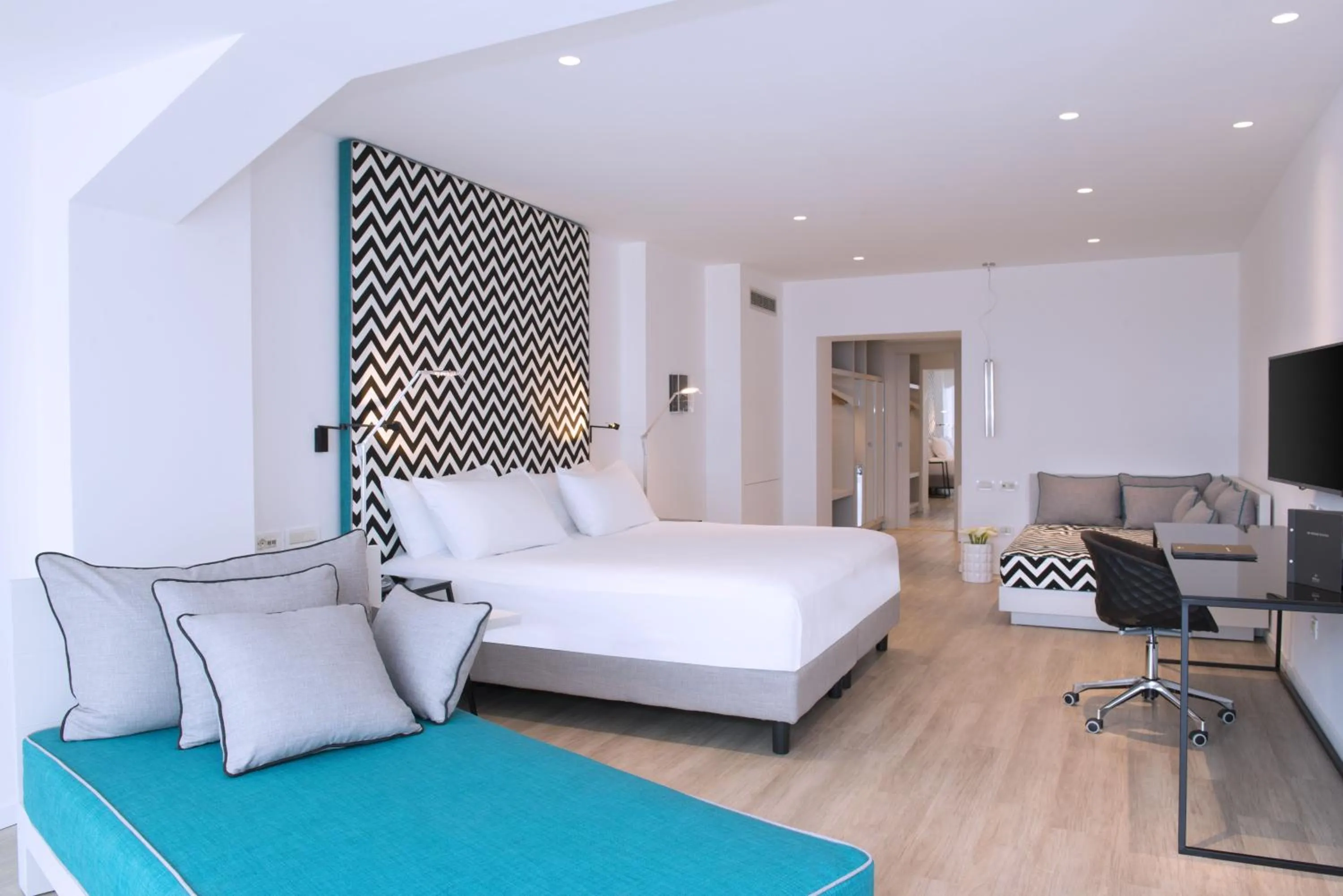 Bed in Hilton Sorrento Palace