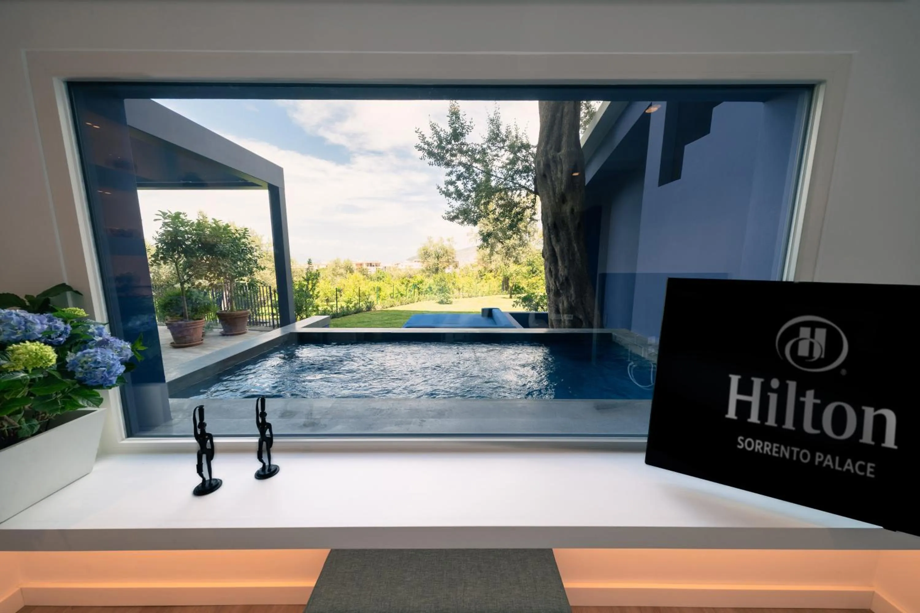 Hot Tub in Hilton Sorrento Palace