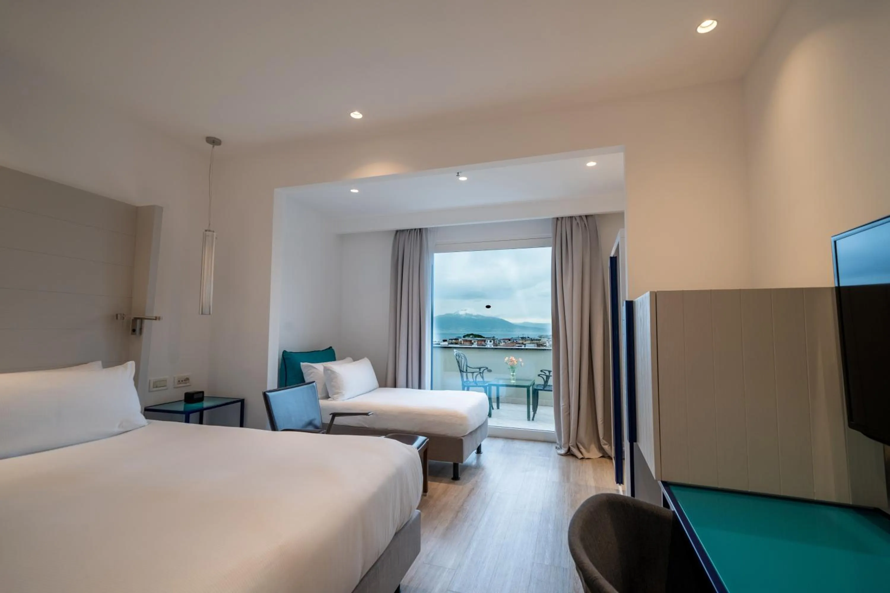 Superior Triple Room with Sea View in Hilton Sorrento Palace