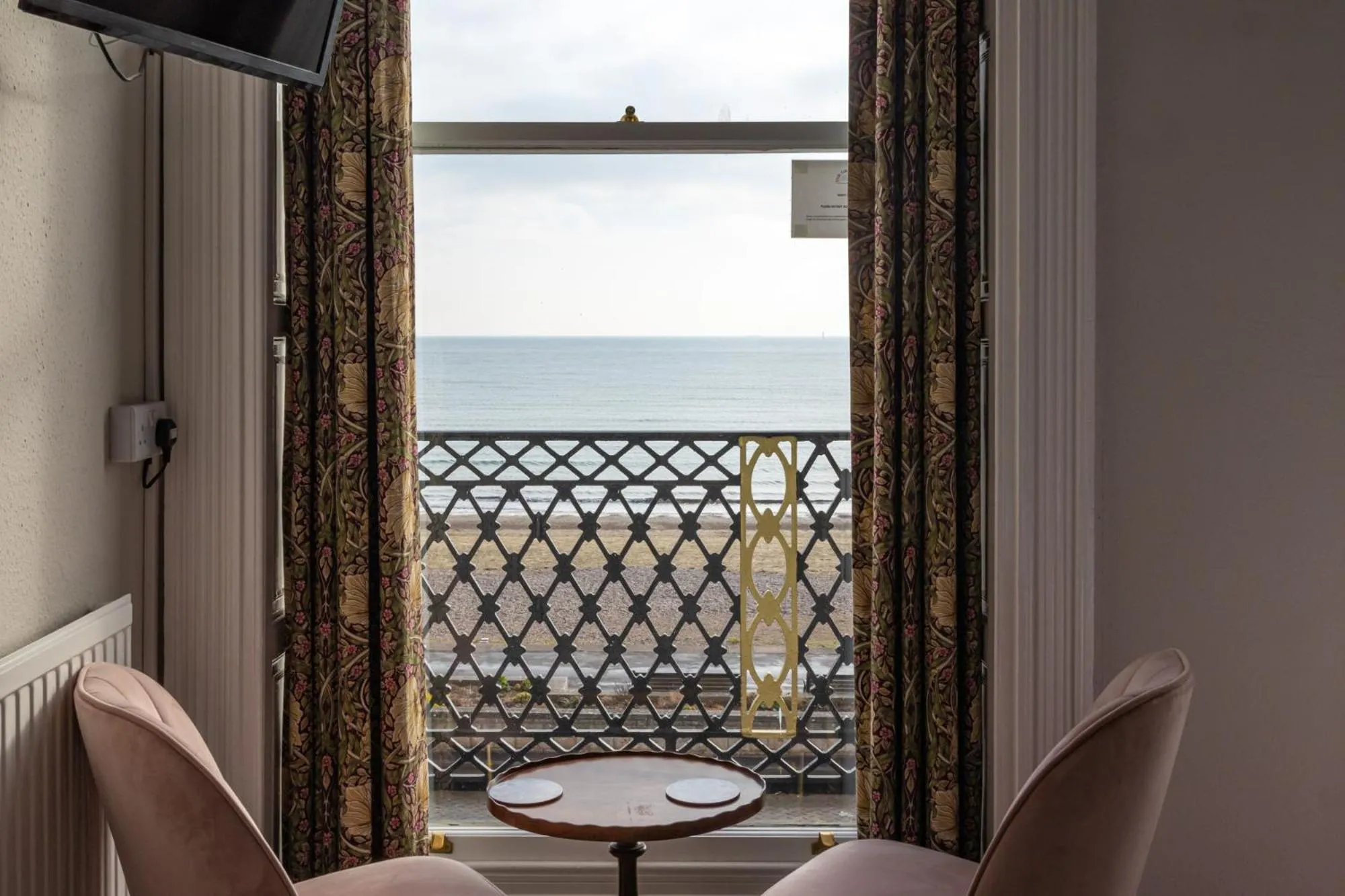 Sea view in Gresham Guest House