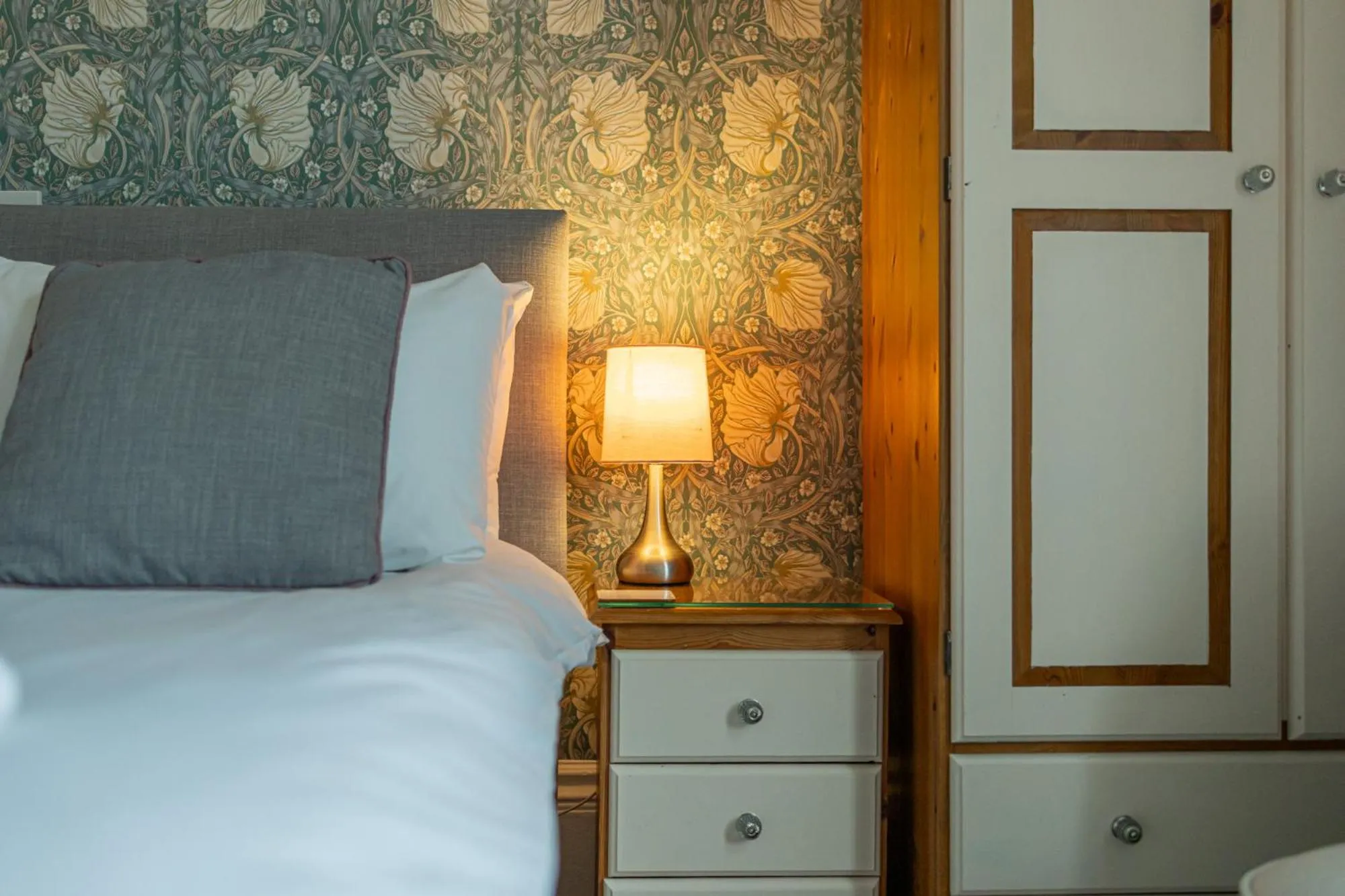 Bed in Gresham Guest House