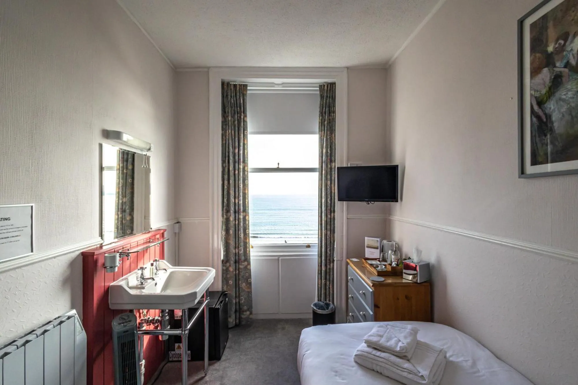 Bed in Gresham Guest House