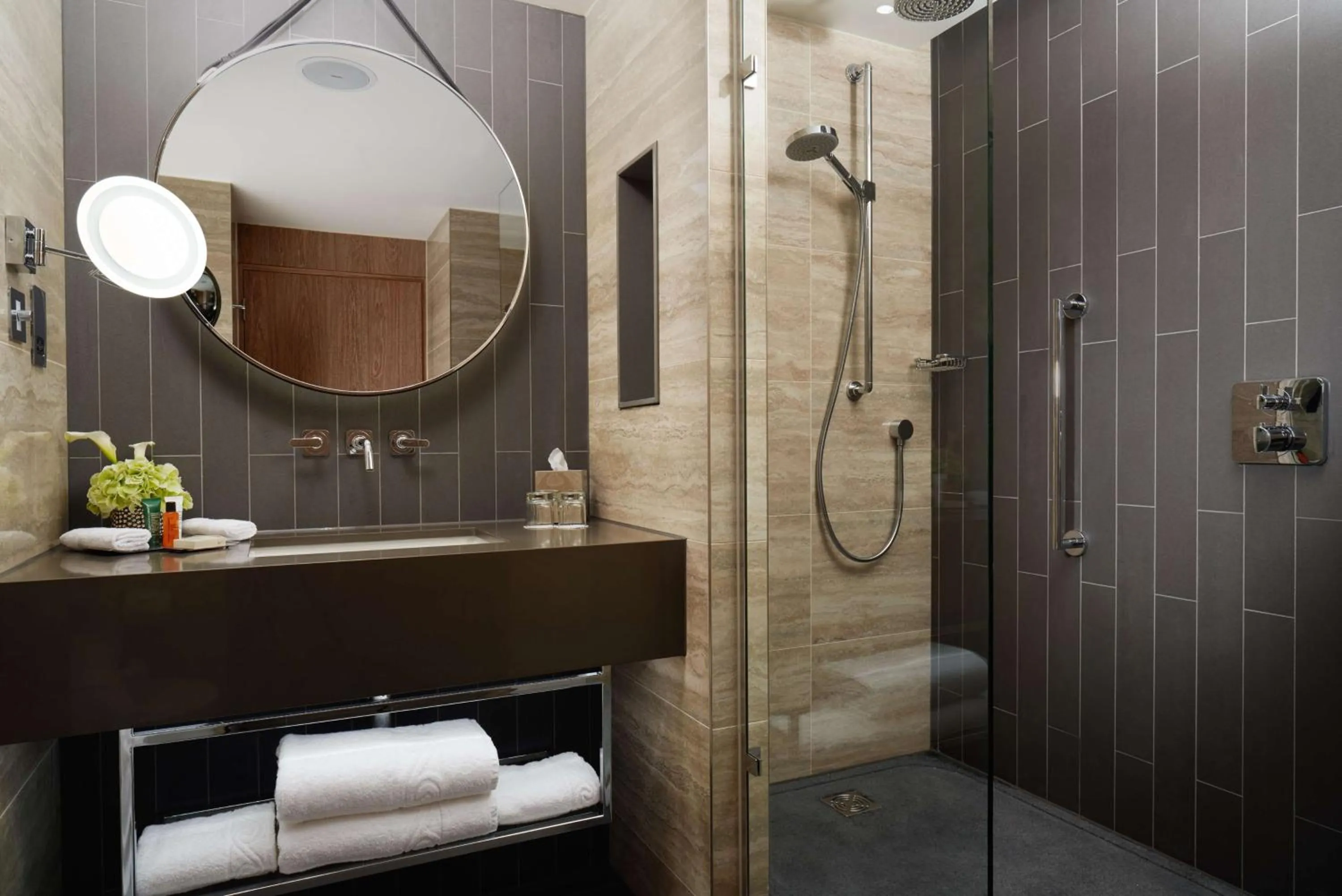 Bathroom in Hilton London Bankside