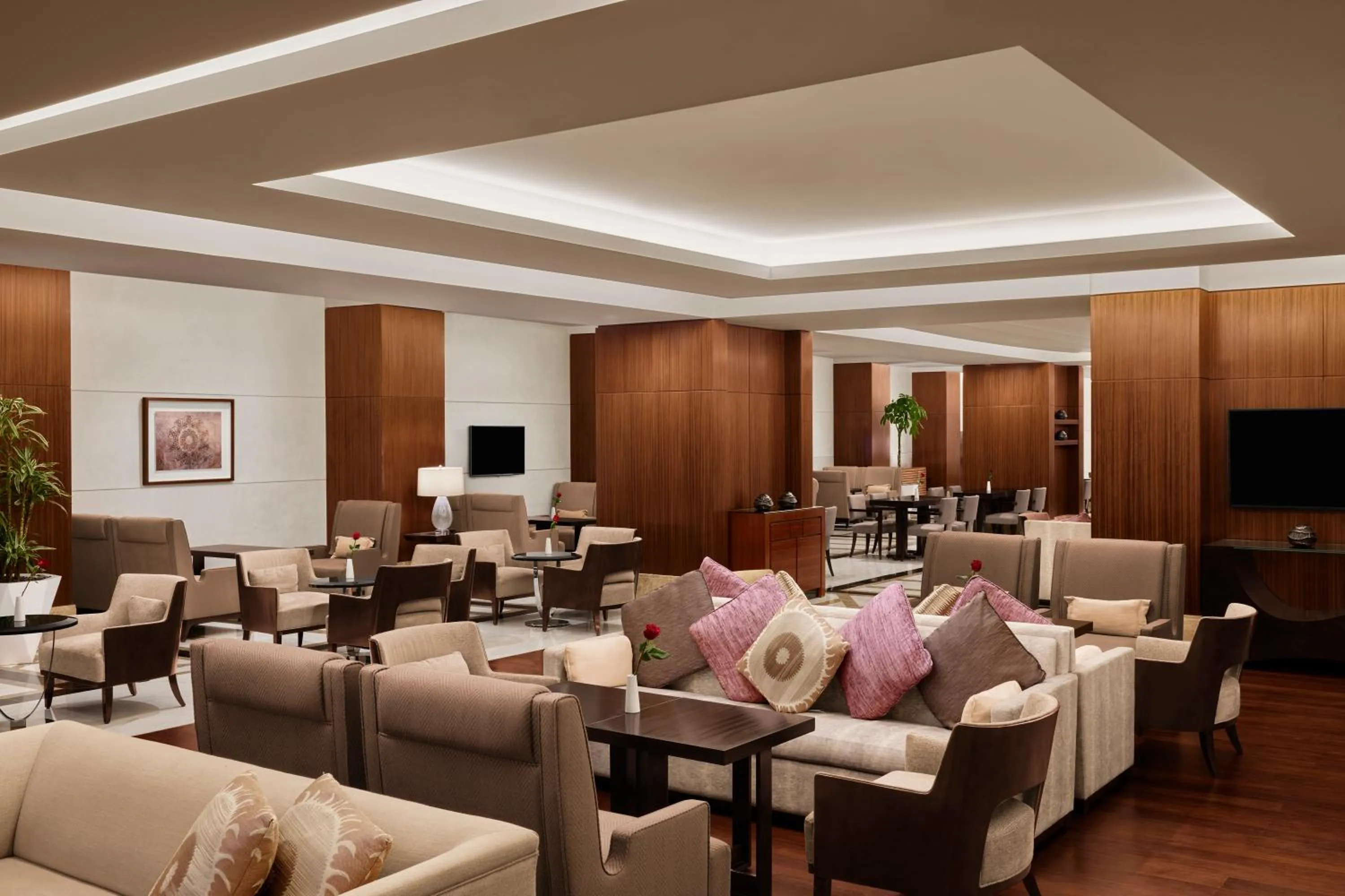 Business facilities in Conrad Jabal Omar Makkah