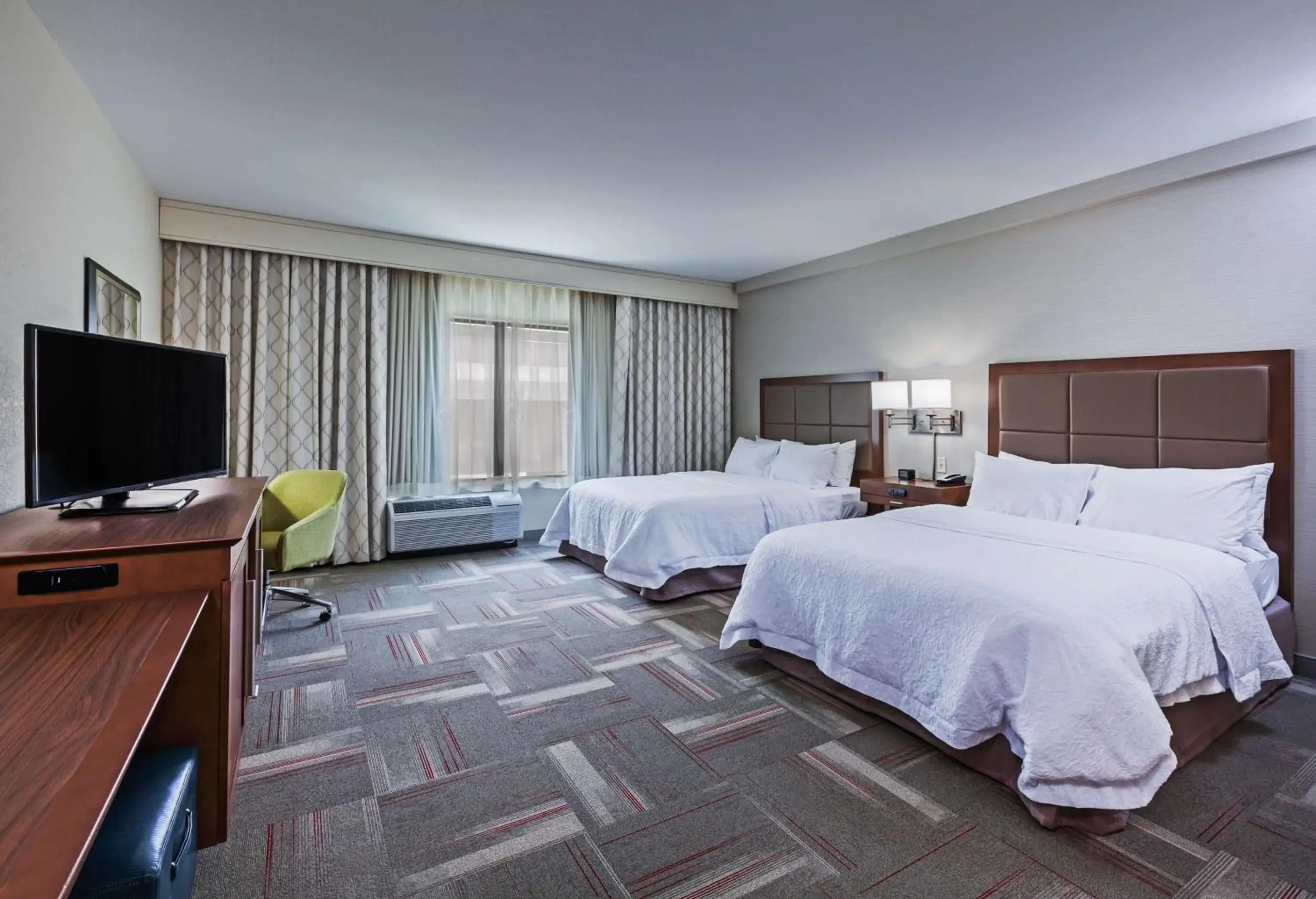 Queen Room with Two Queen Beds - Hearing Access/Non-Smoking in Hampton Inn & Suites Claremore Queen Room with Two Queen Beds - Hearing Access/Non-Smoking in Hampton Inn & Suites Claremore