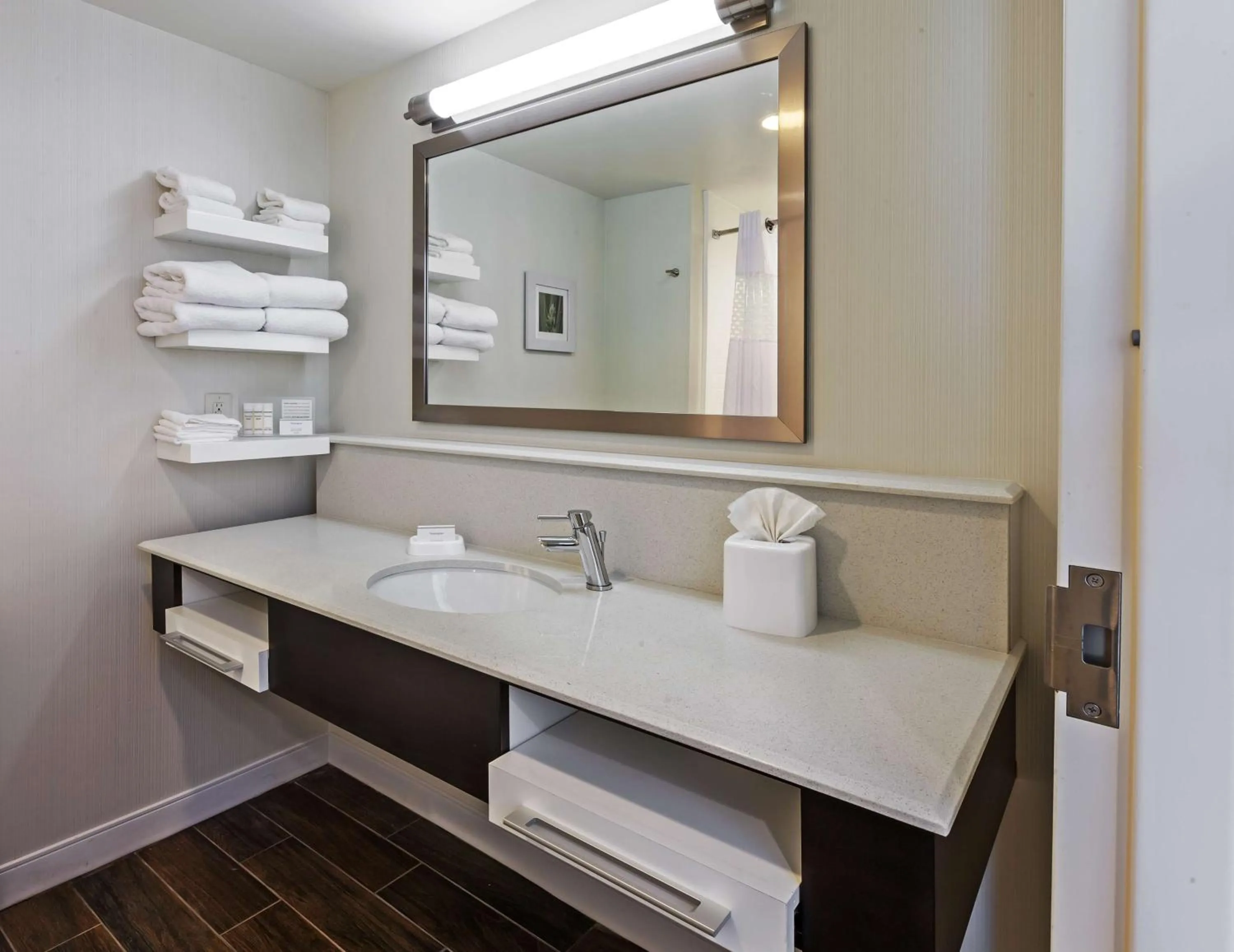 Bathroom in Hampton Inn & Suites Claremore