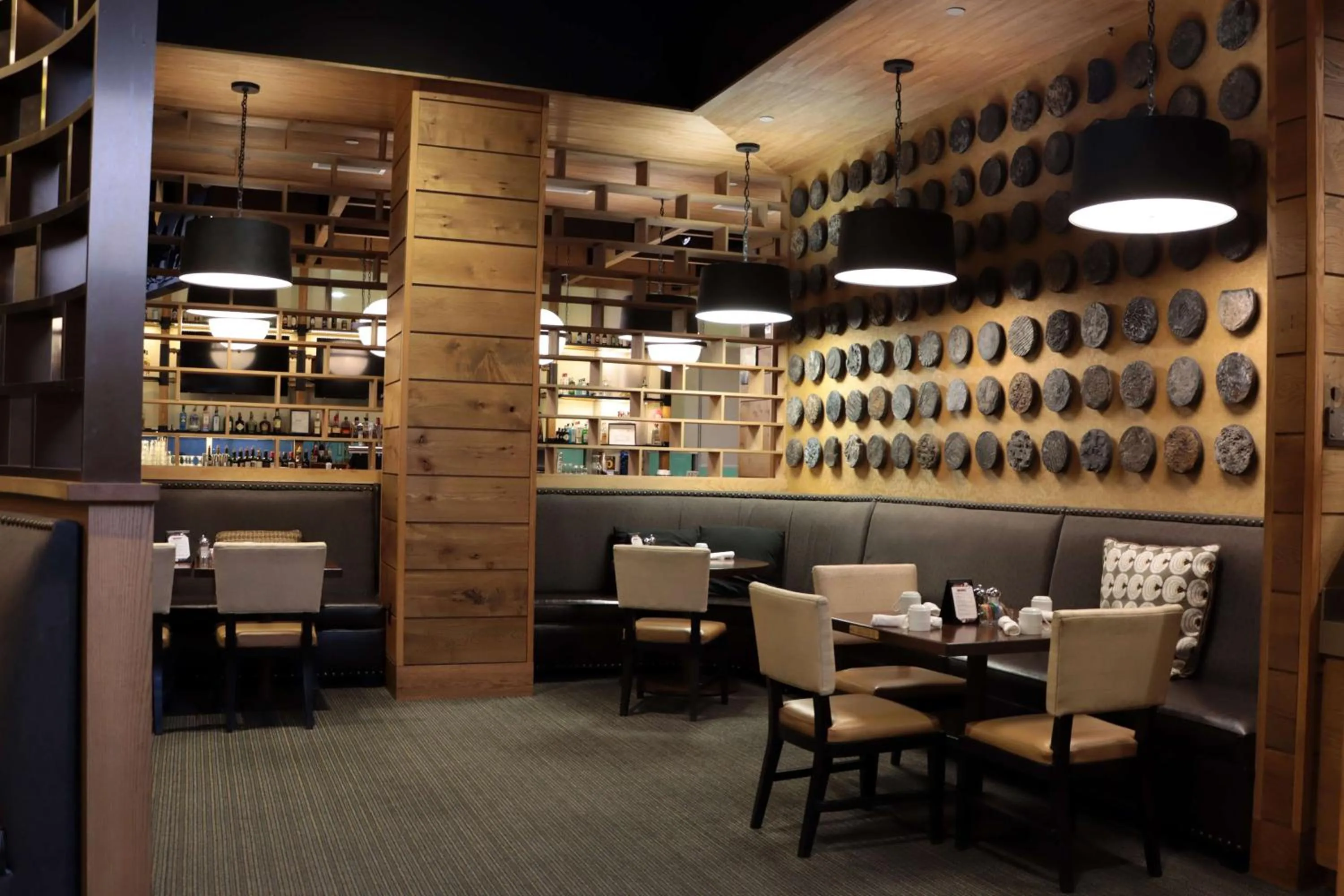 Restaurant/places to eat in DoubleTree by Hilton Hotel Reading