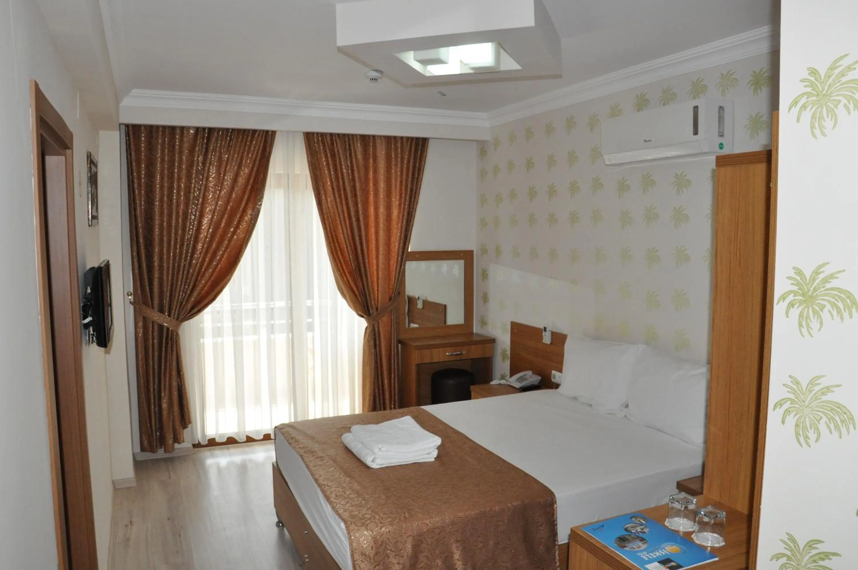 Bed in İskele Otel
