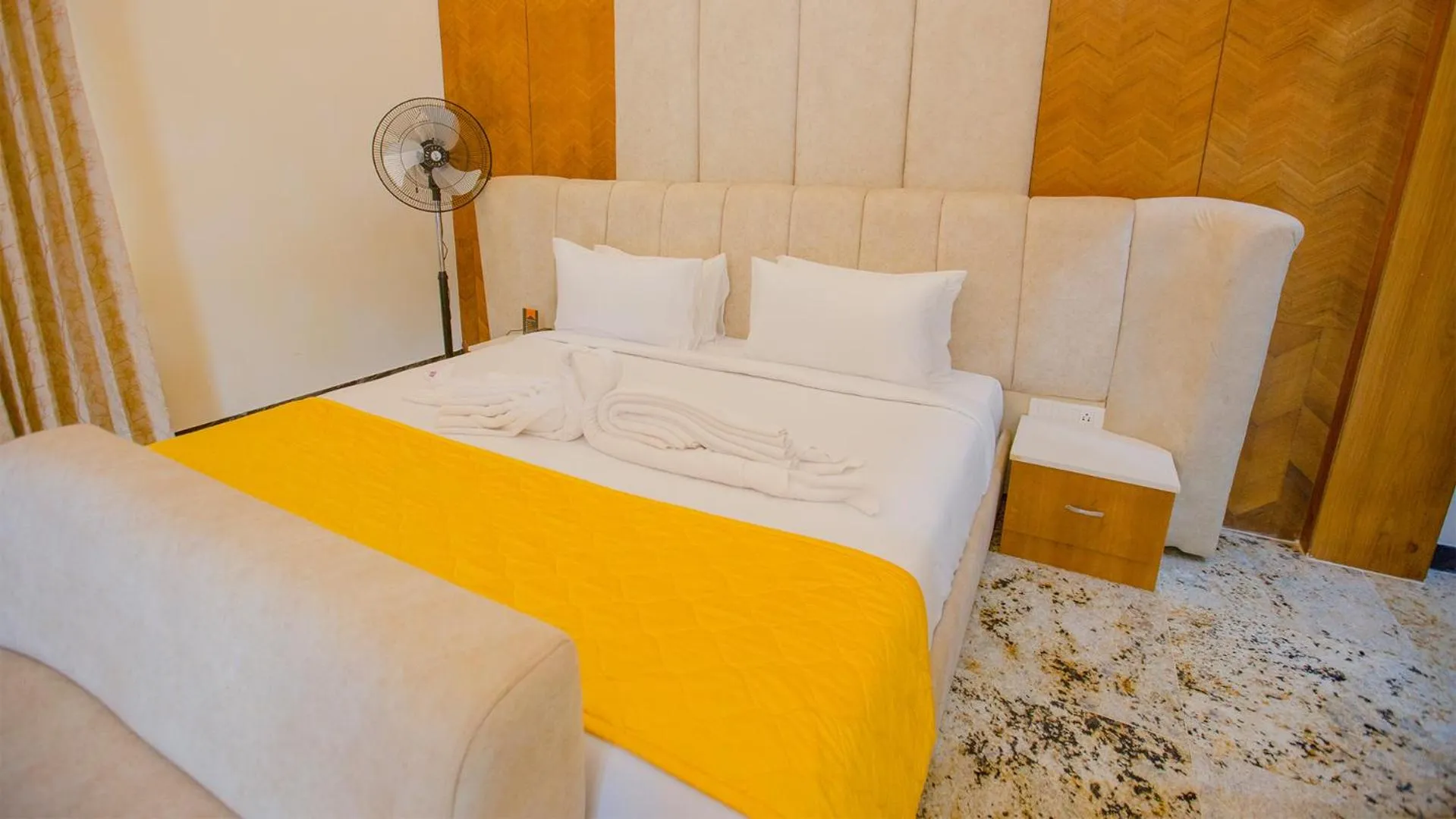 Bed in AARA Jungle Resort