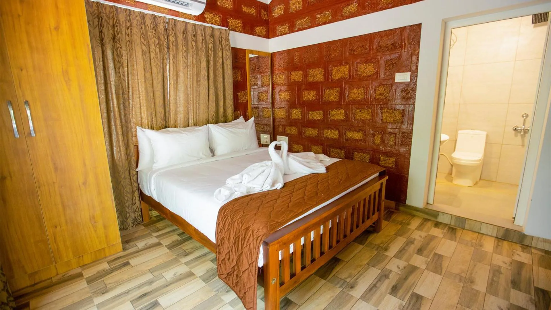 Bed in AARA Jungle Resort