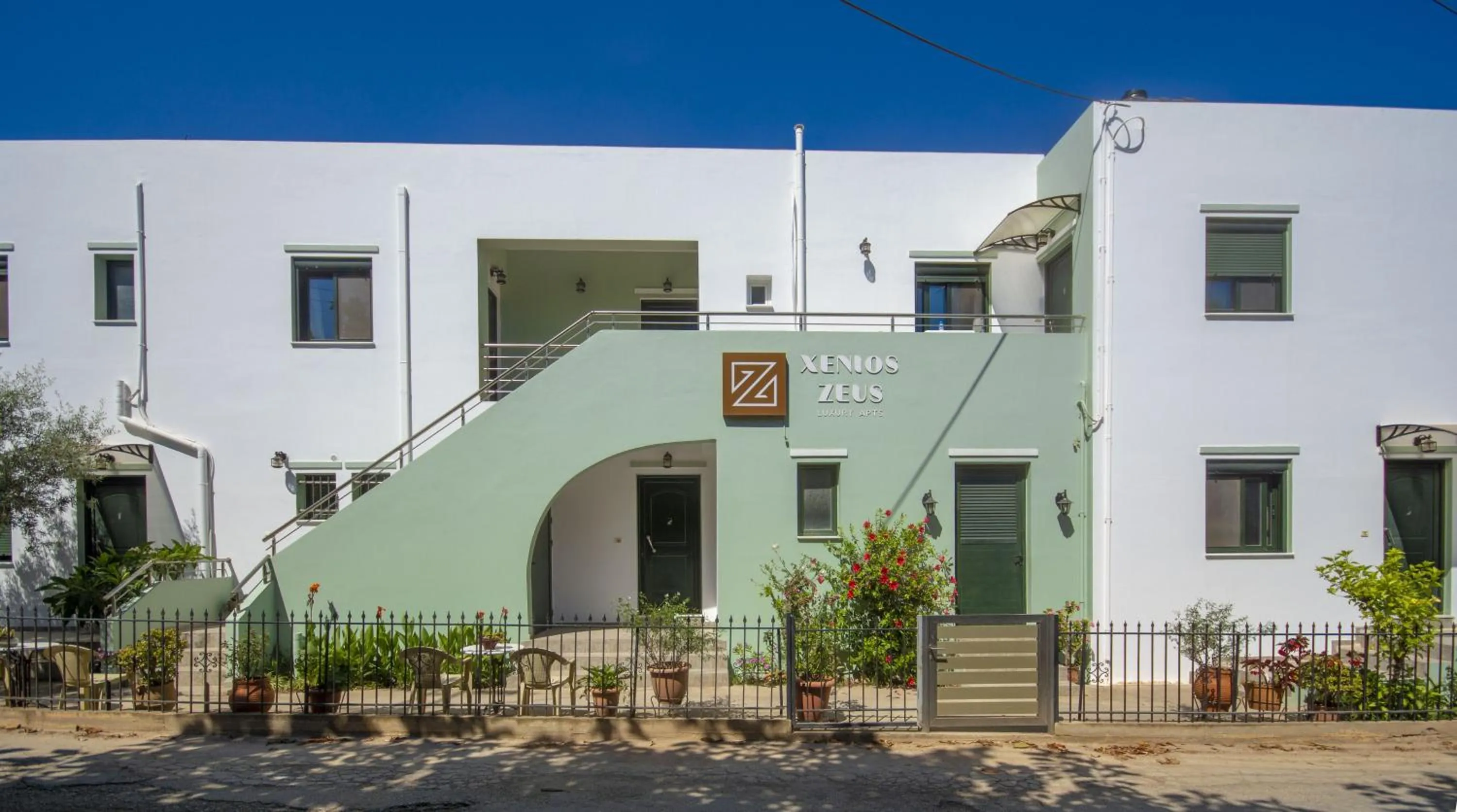 Xenios Zeus Apartments