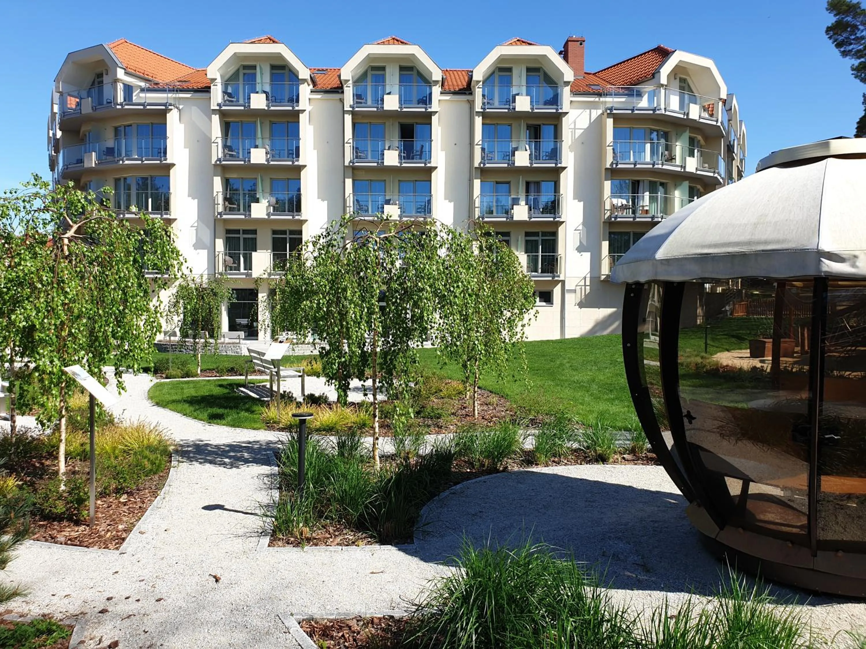 Property building in Hotel White