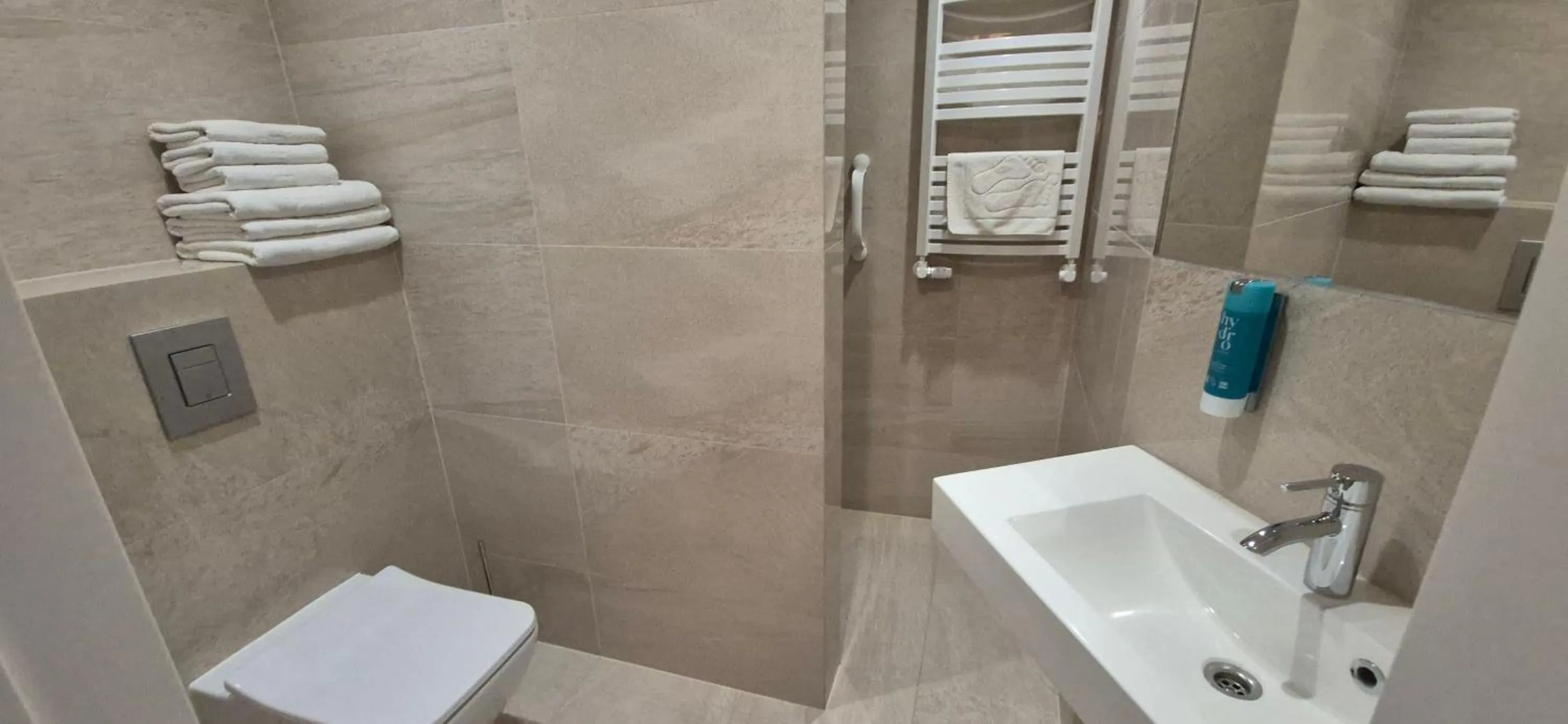 Property building in Hotel White