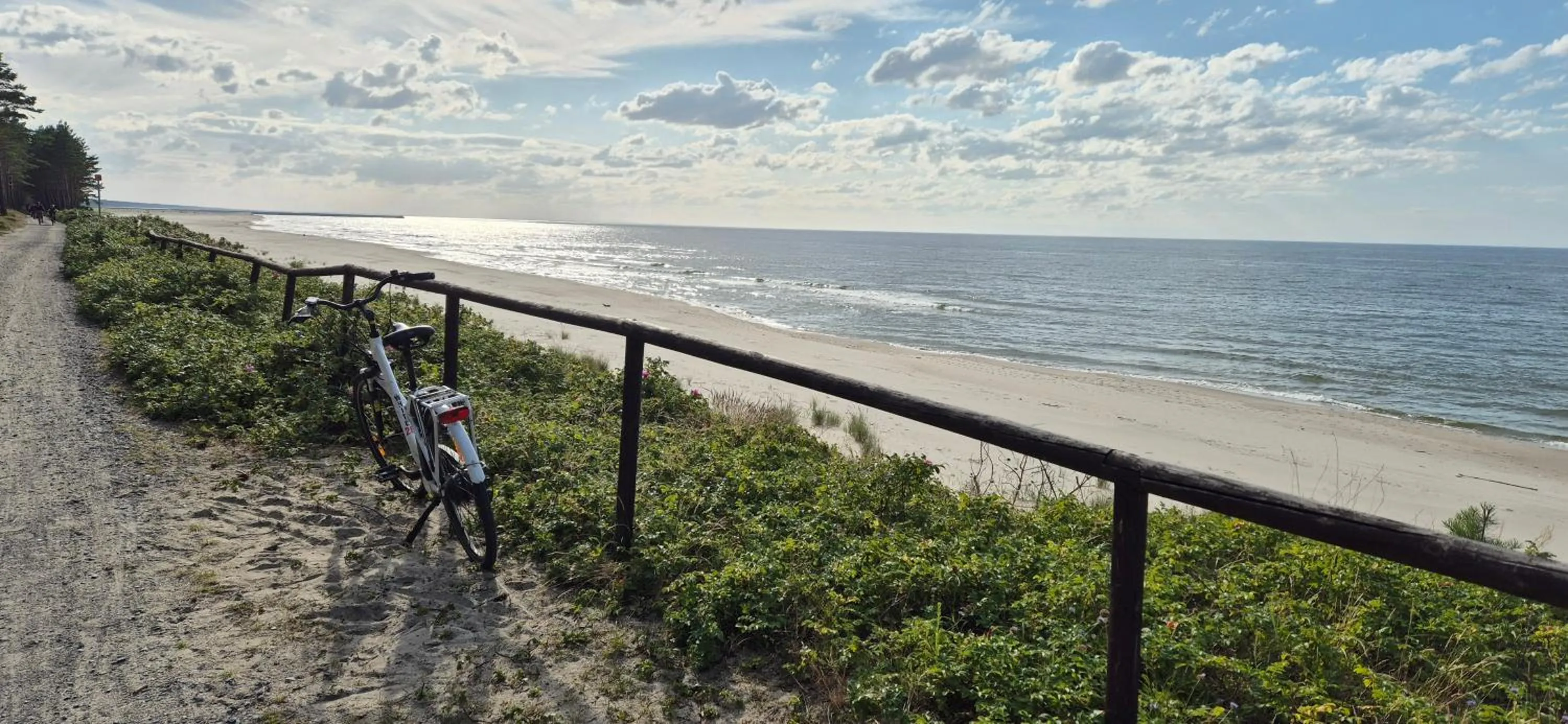 Cycling in Hotel White