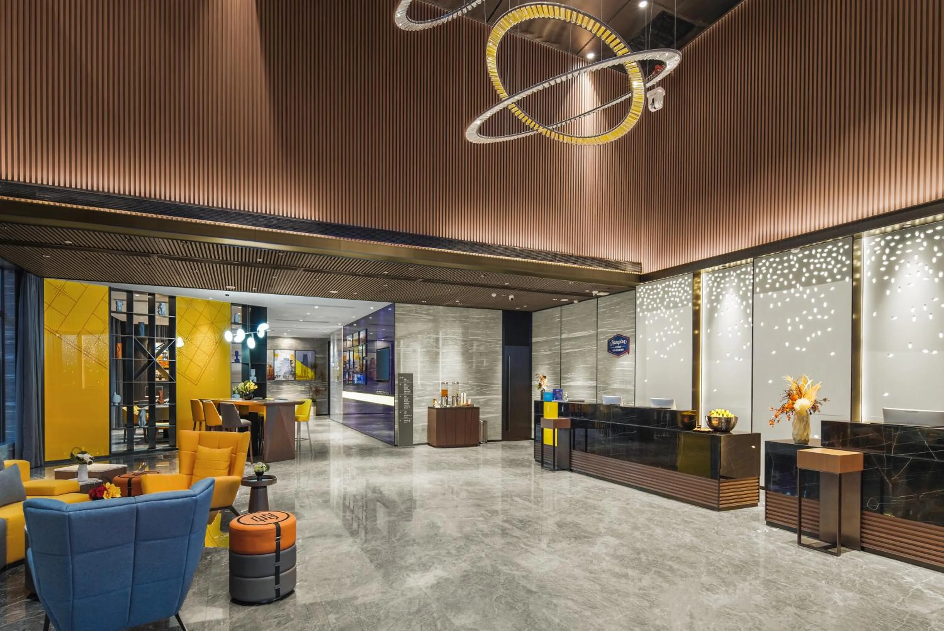 Lobby or reception in Hampton by Hilton Dongguan Fenggang