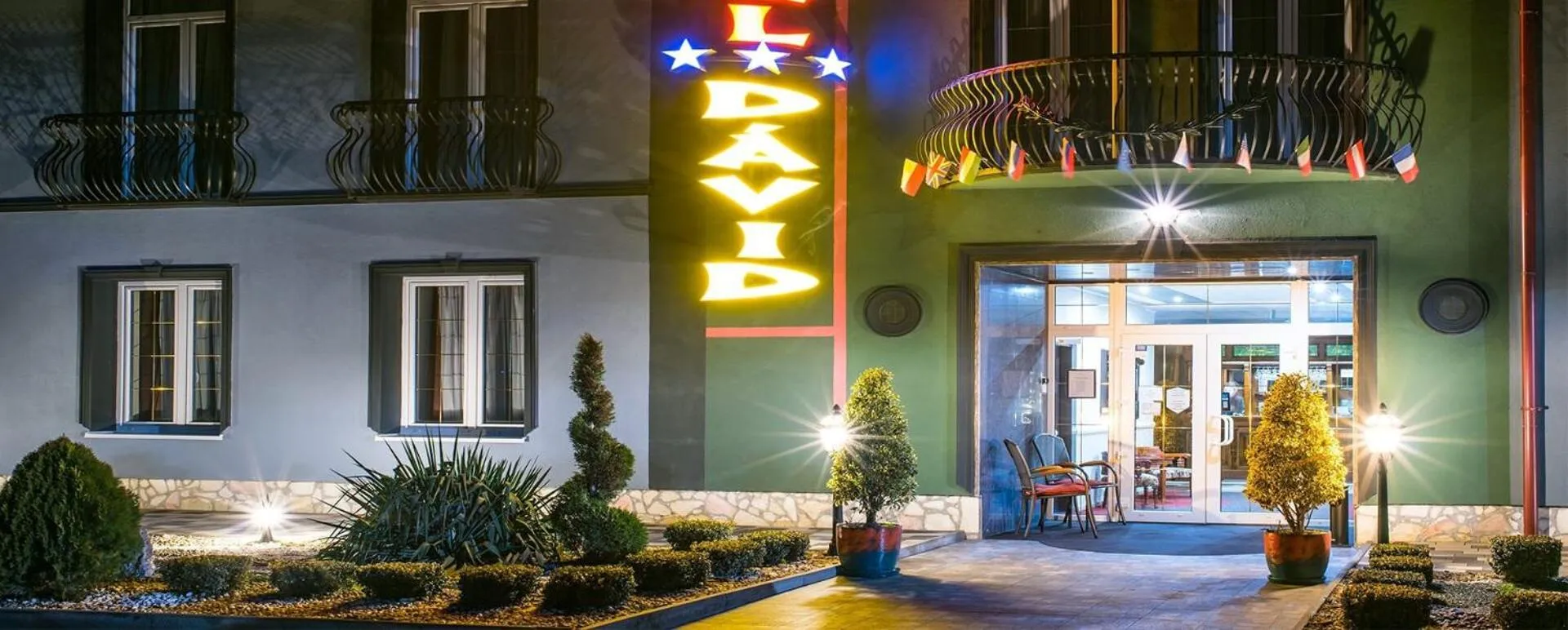 Hotel David with Free Parking