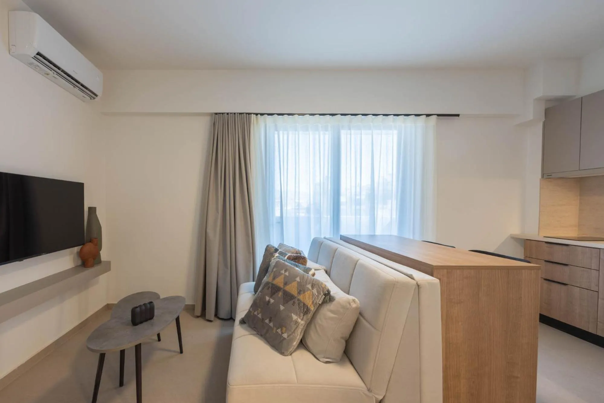 TV and multimedia in Sokio Attiki Hotel, BW Premier Collection