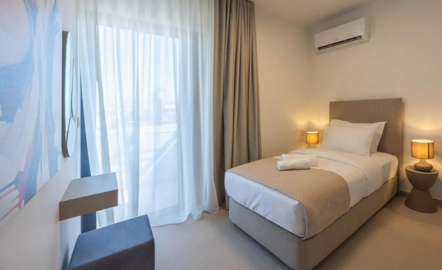 Property building, Bed in Sokio Attiki Hotel, BW Premier Collection