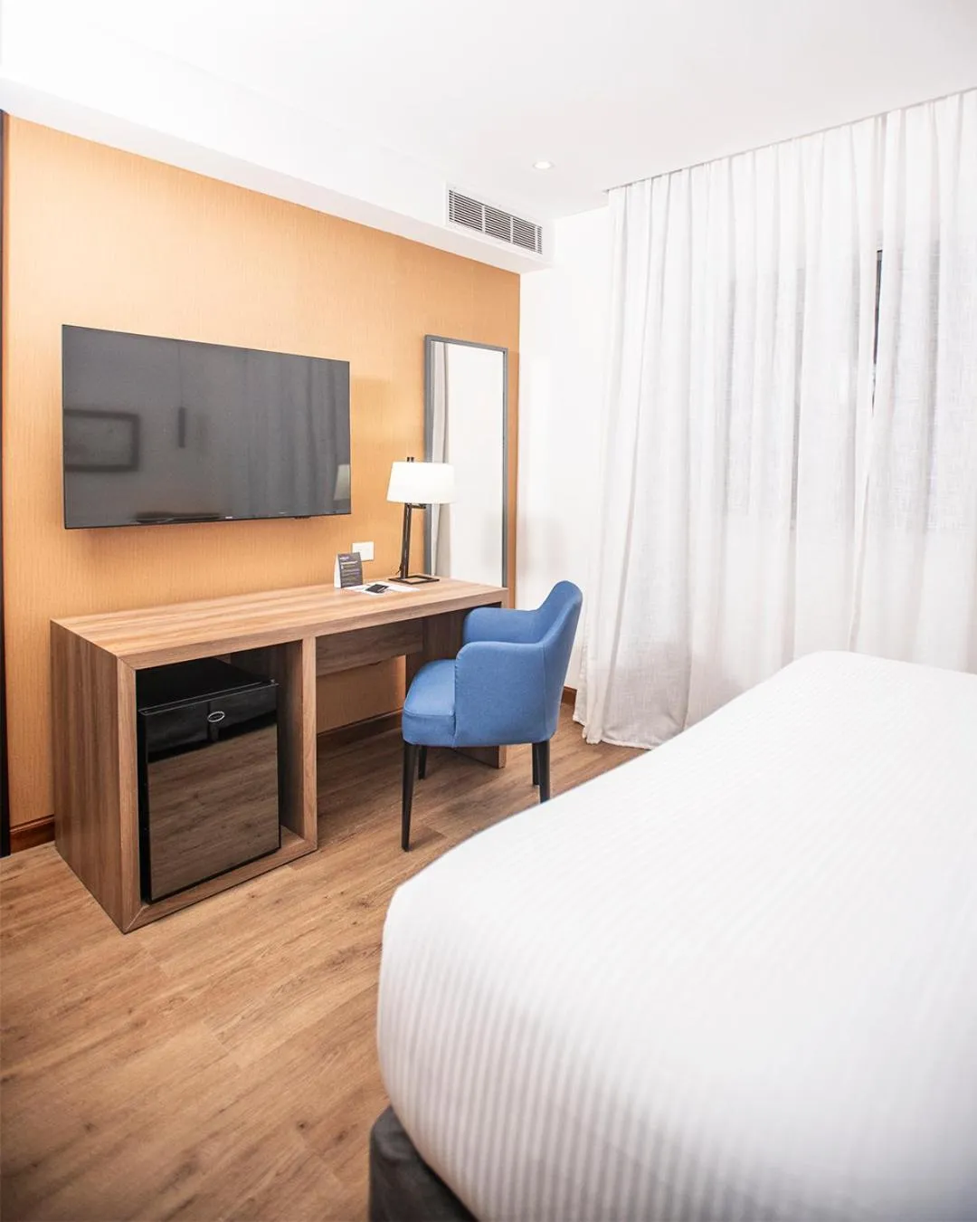 Bed in Dazzler by Wyndham Salta