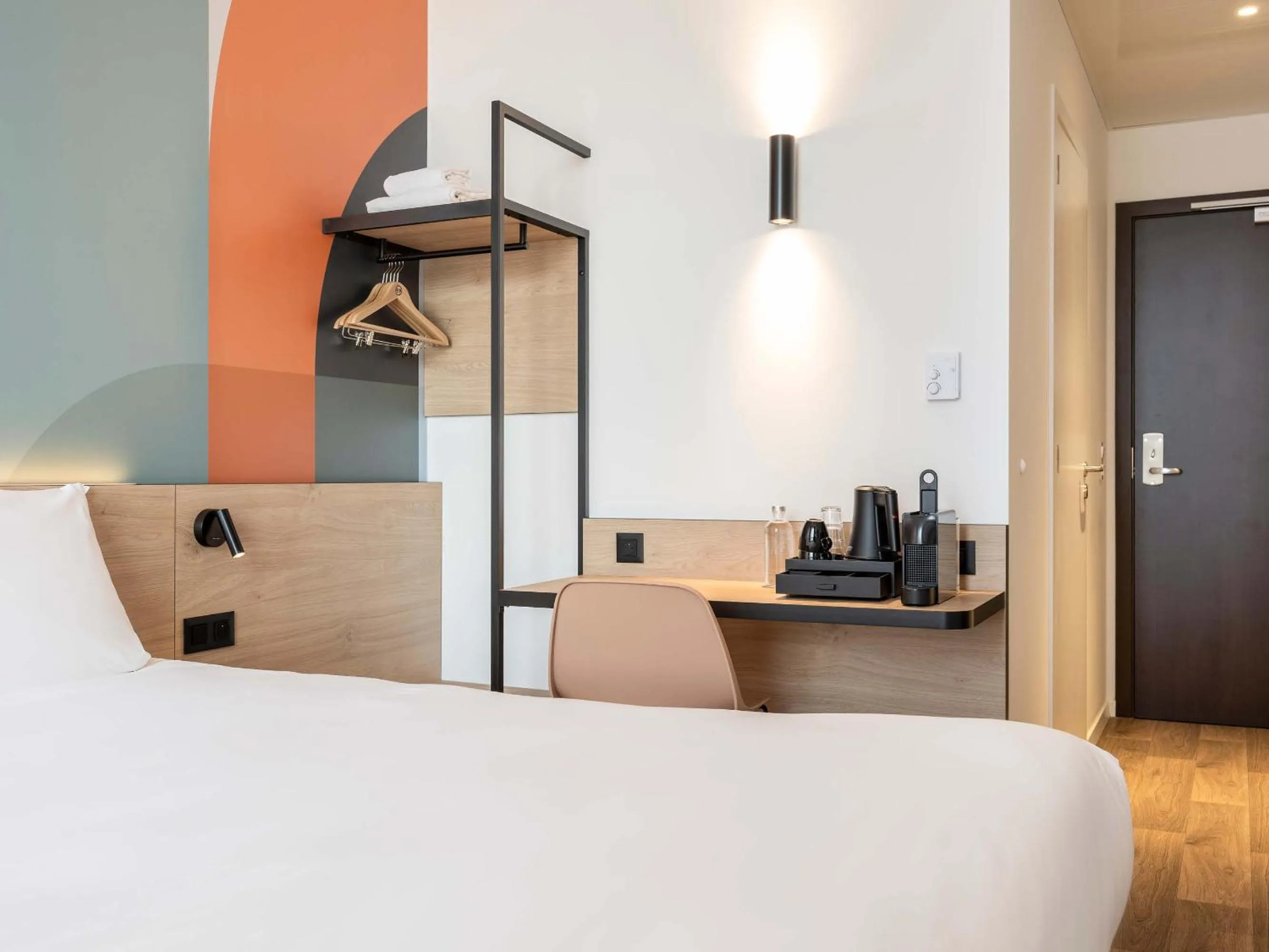 Bedroom, Bed in B&B HOTEL Luxembourg Centre Cloche d'Or