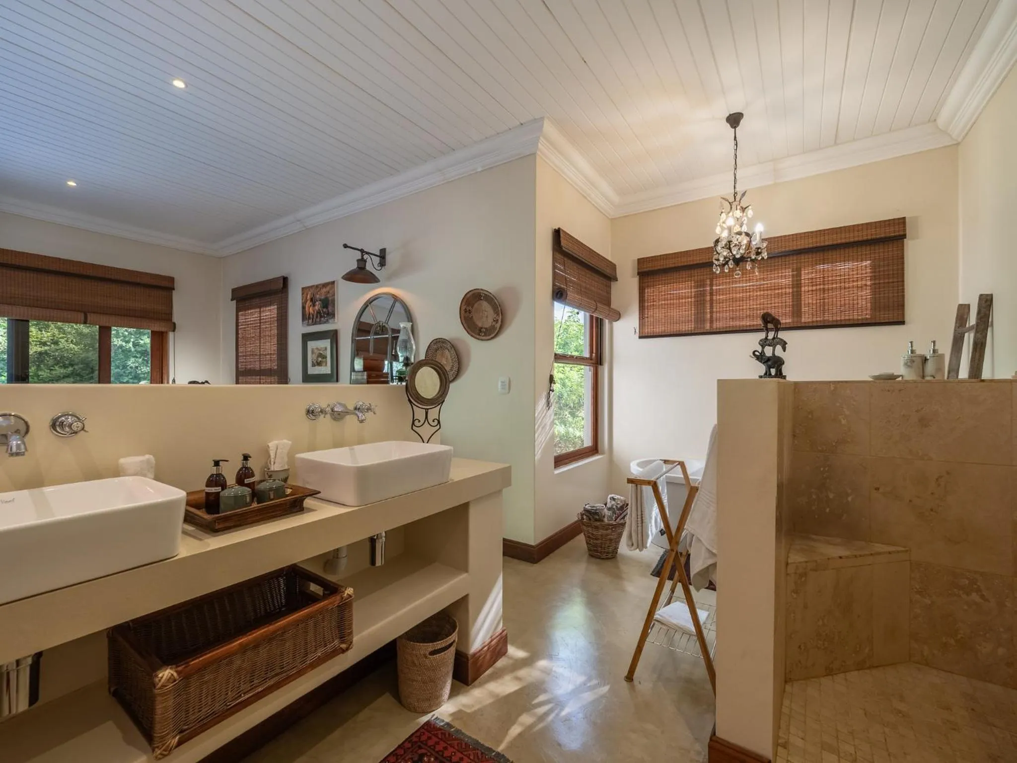 Bathroom in Kambaku River Lodge