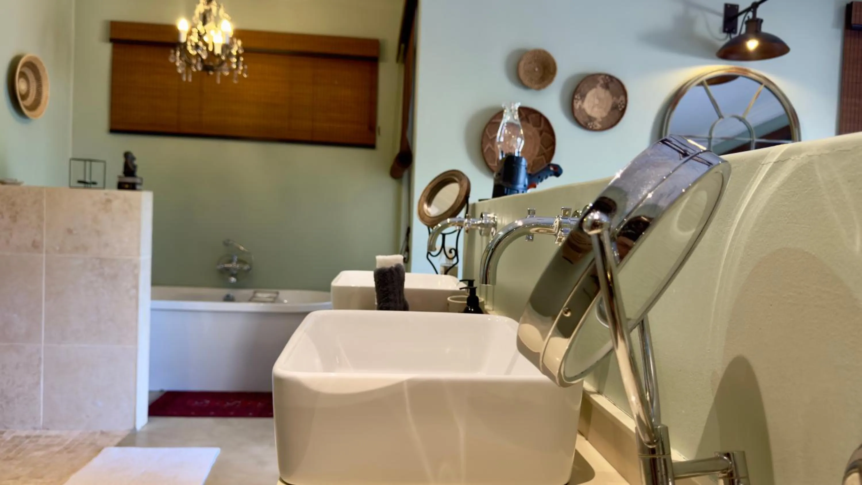 Bathroom in Kambaku River Lodge