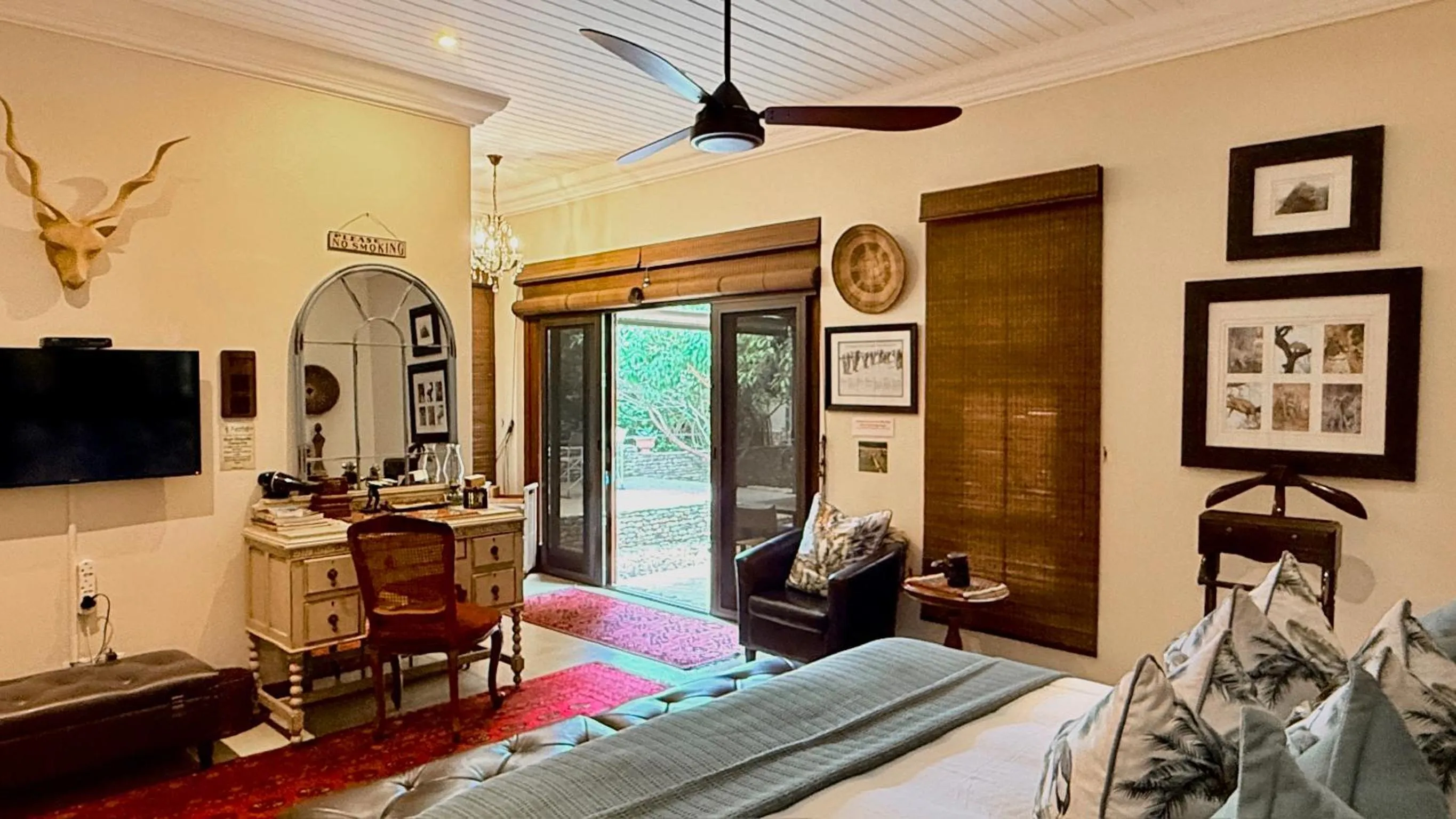 Bedroom, Bed in Kambaku River Lodge