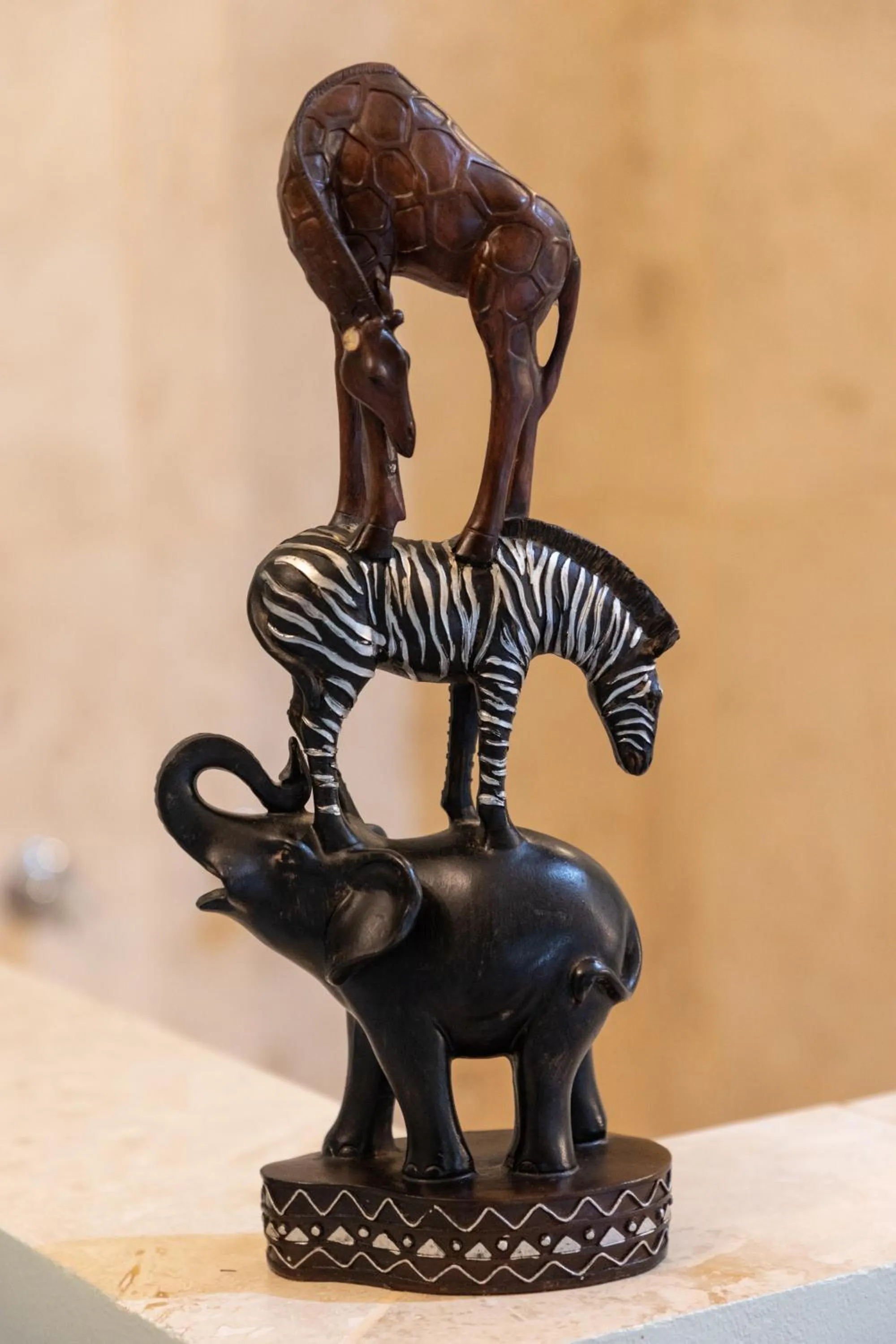 Decorative detail in Kambaku River Lodge