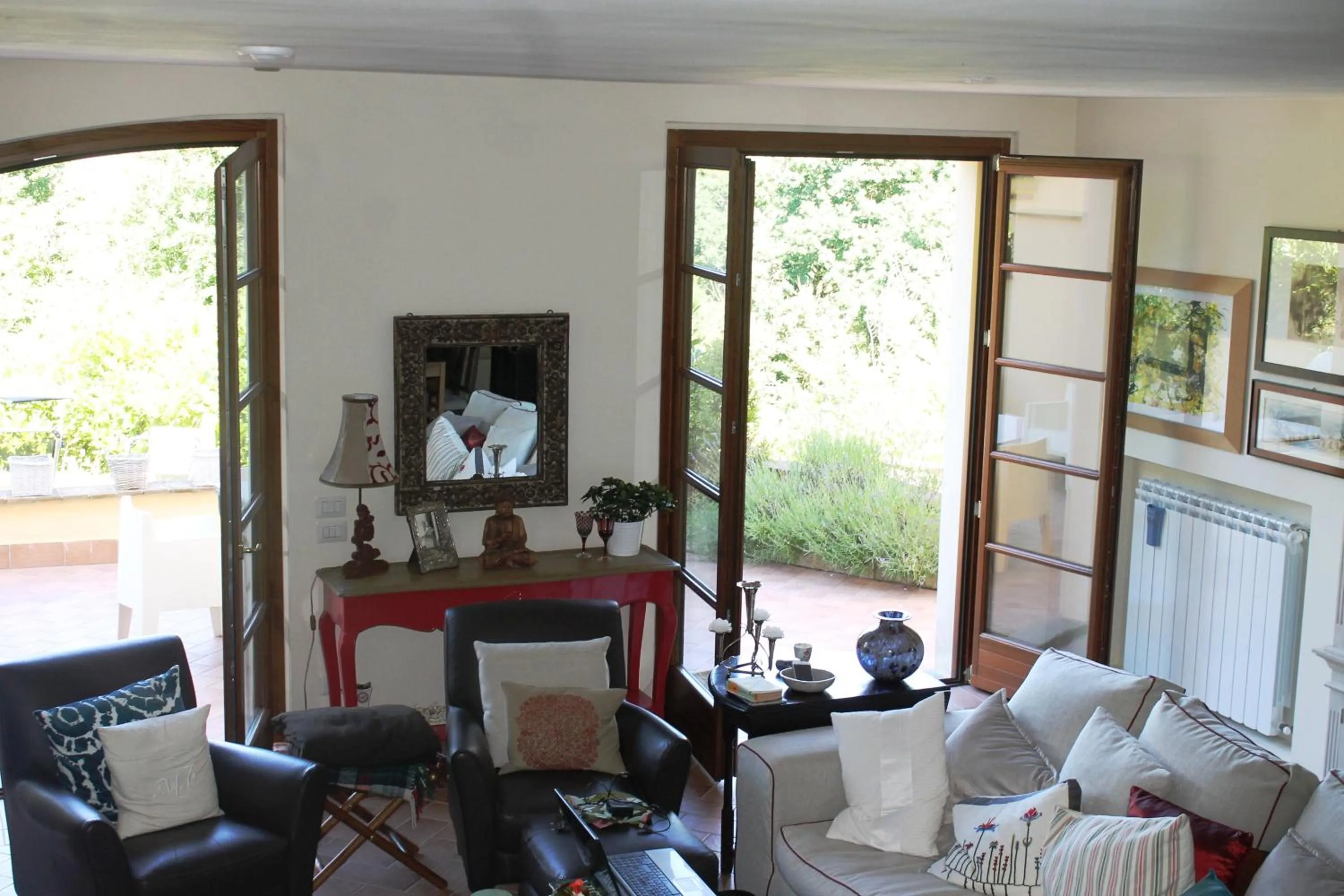 Communal lounge/ TV room in Donna Etrusca