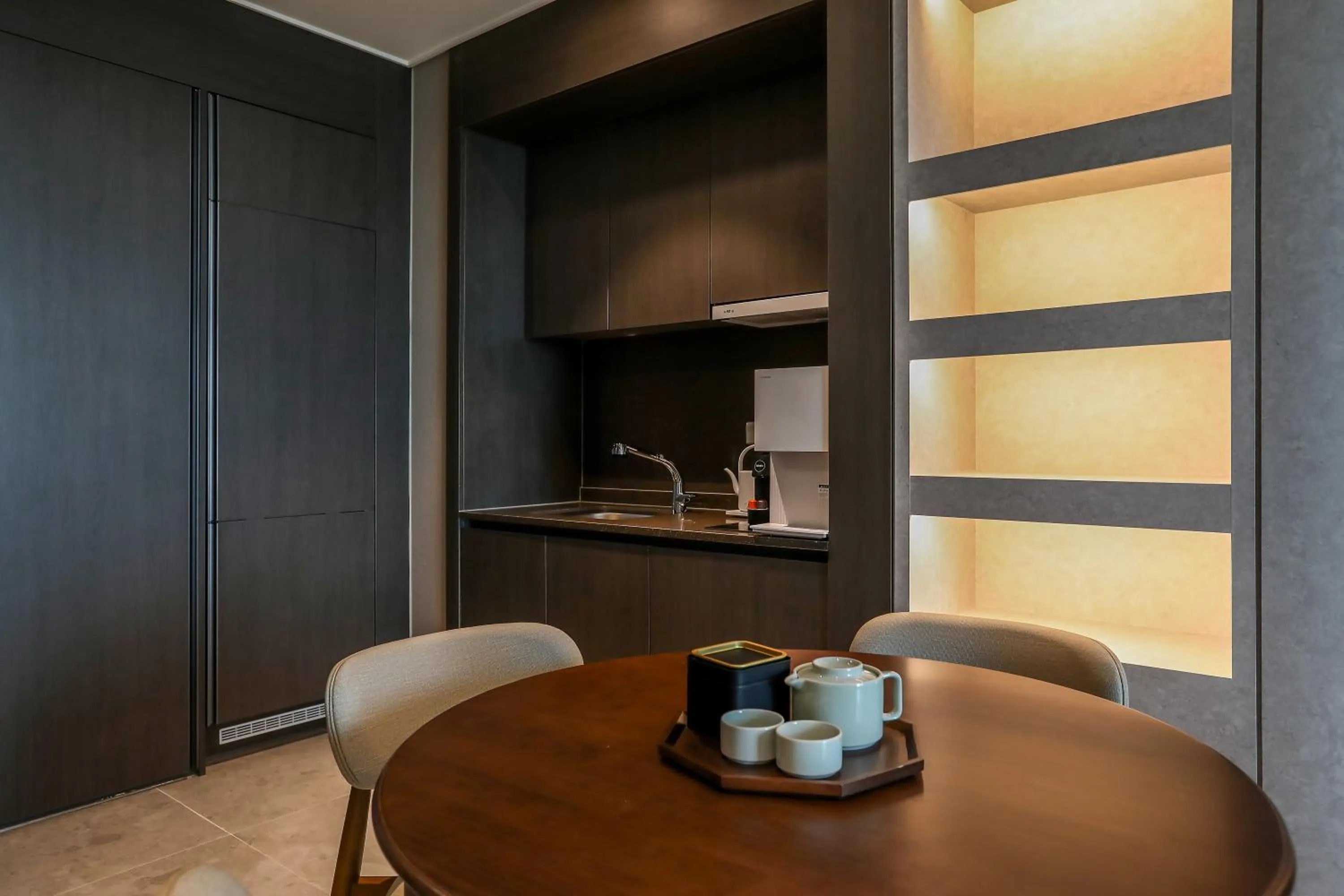 Coffee/tea facilities in Hotelaround Sokcho