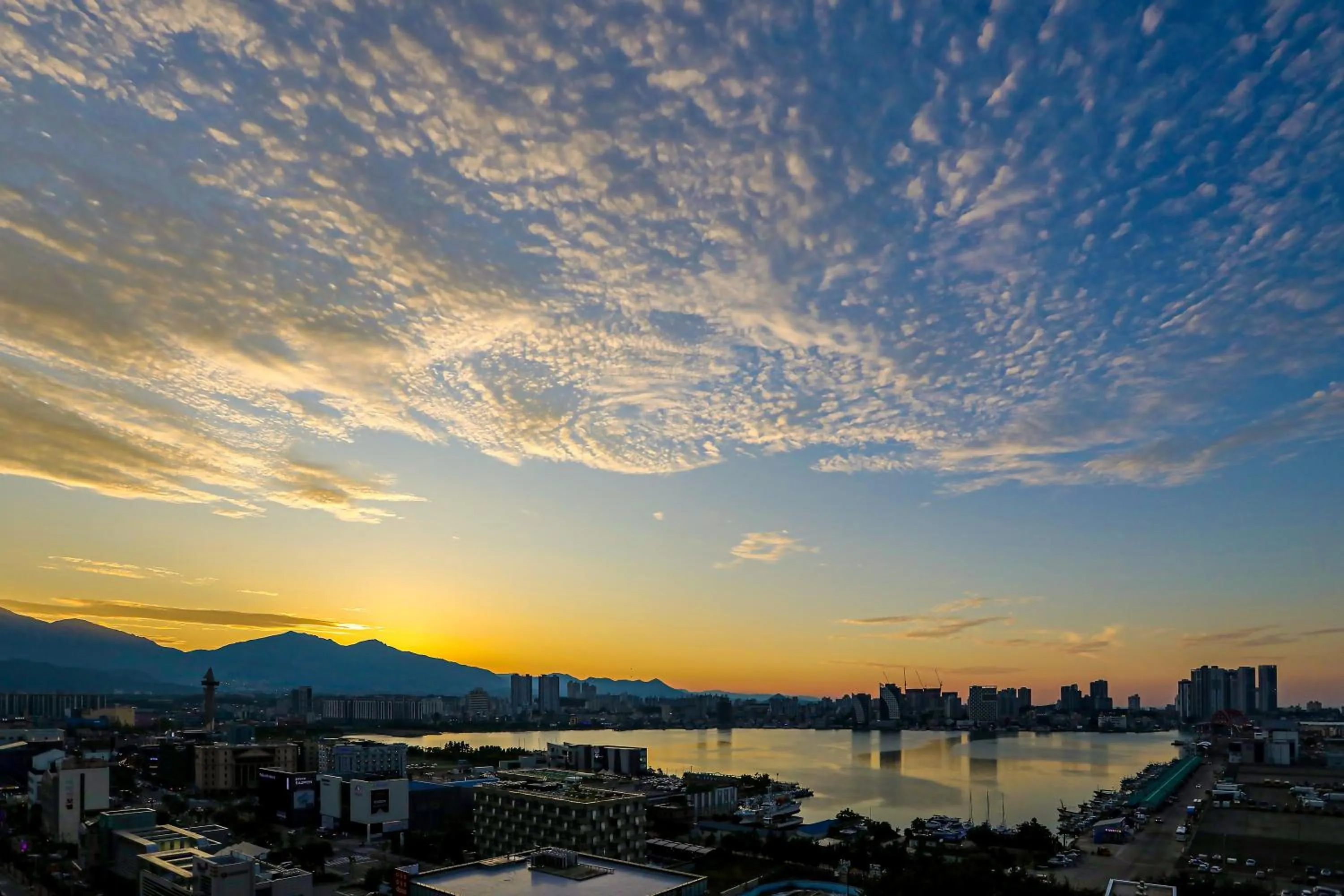 Natural landscape in Hotelaround Sokcho