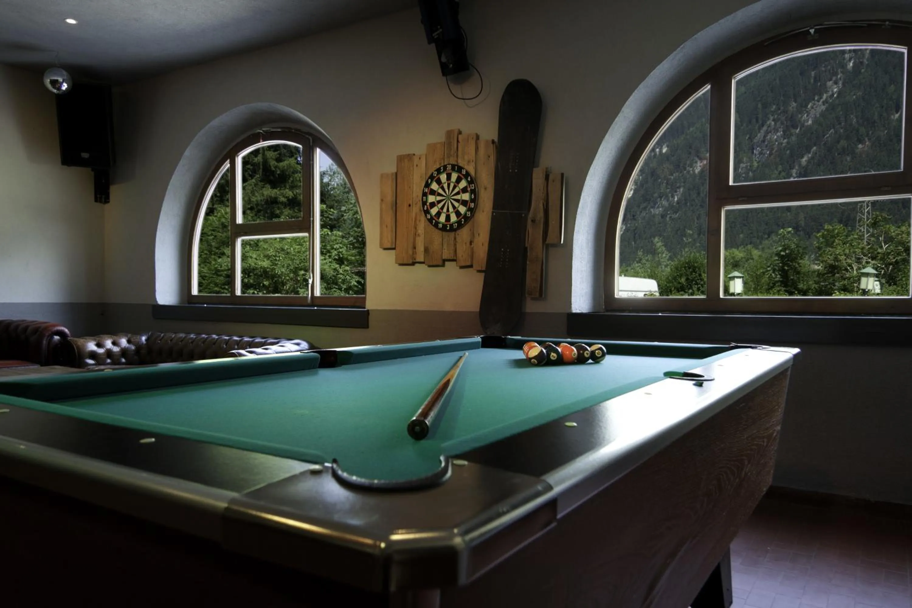 Billiard in Hostel Chillertal