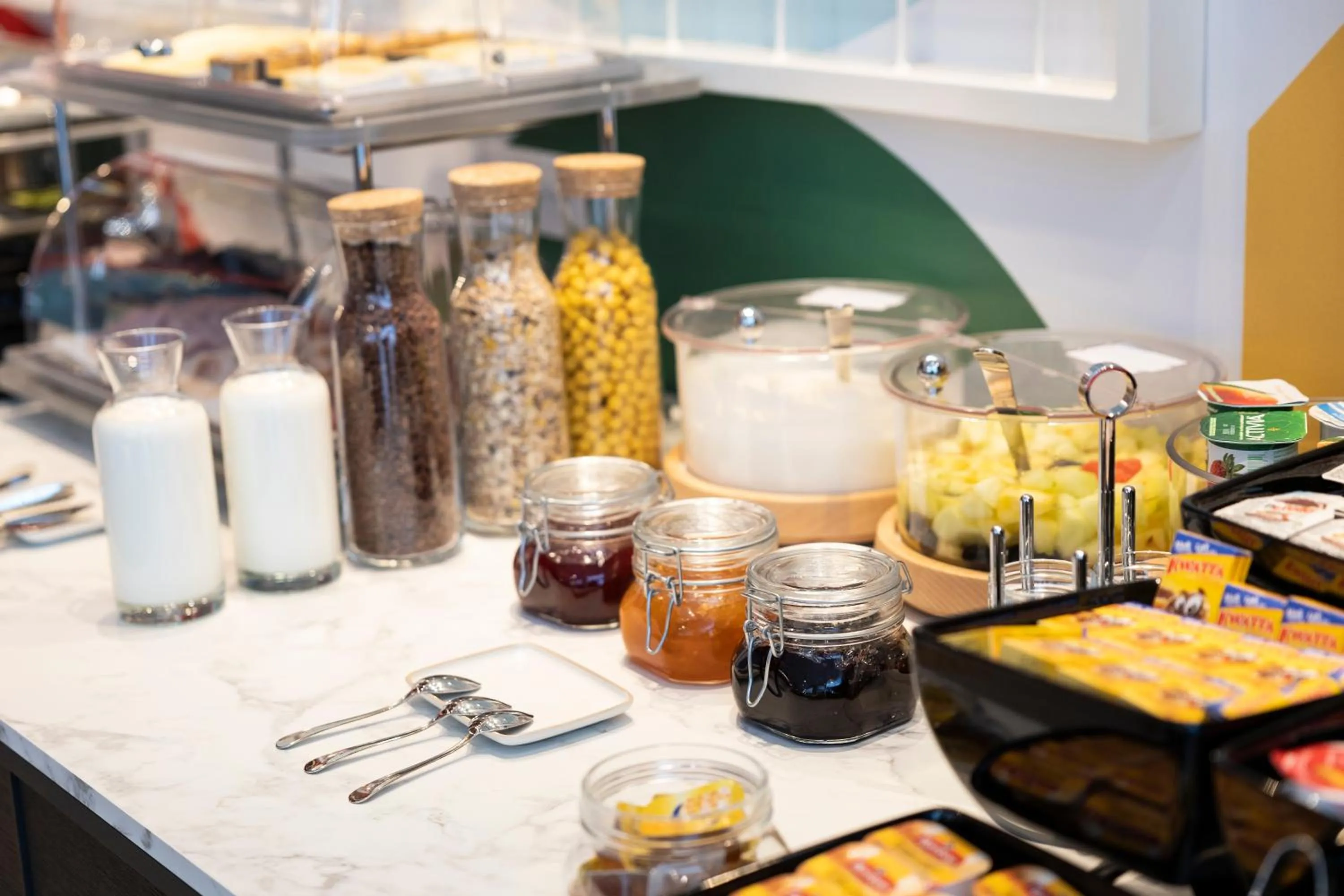 Breakfast in B&B HOTEL Brussels Airport