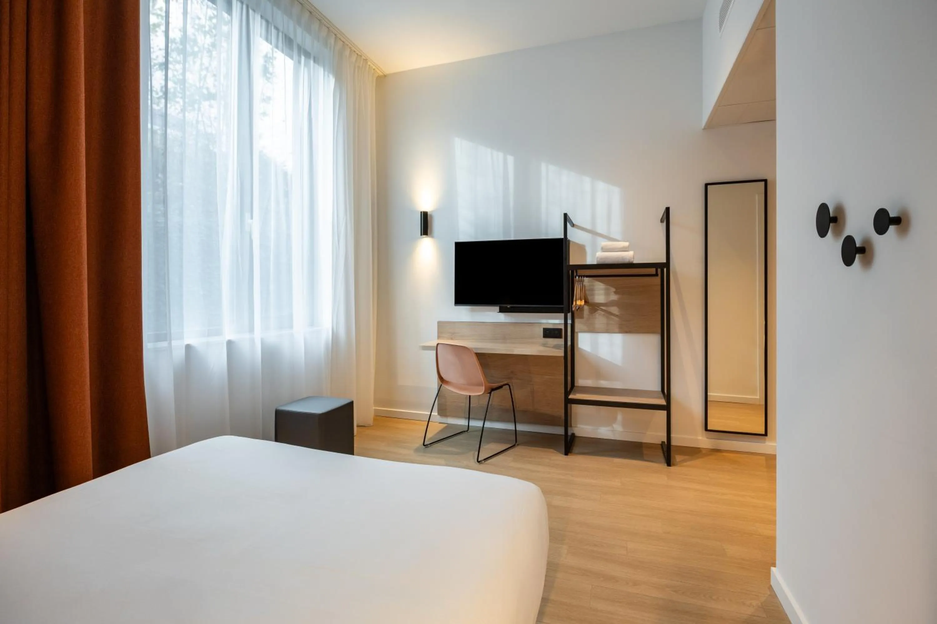 TV and multimedia, Bed in B&B HOTEL Brussels Airport