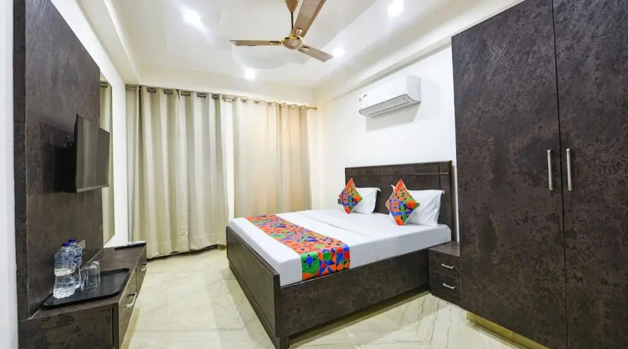 Bed in Hotel GreySky Residency