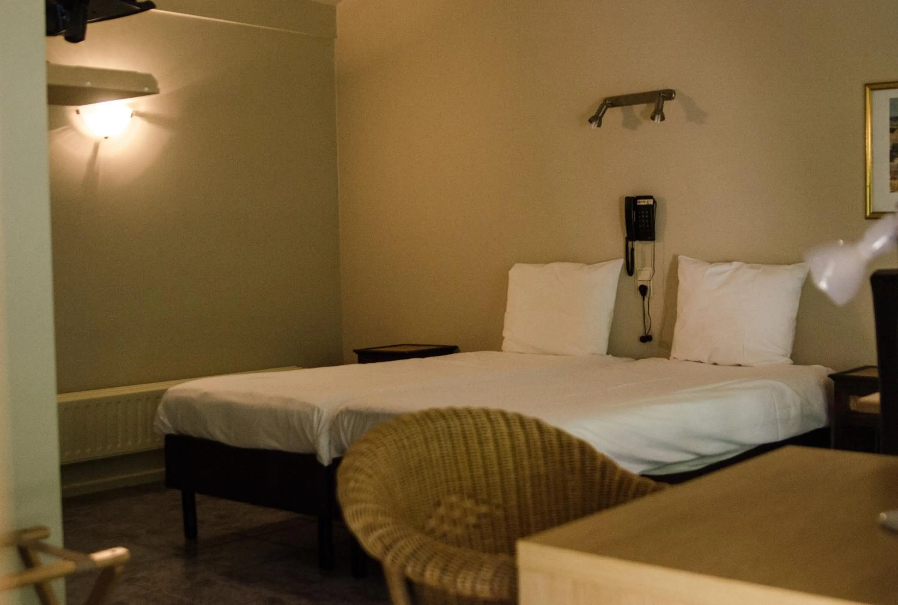 Bed in Hotel Pacific