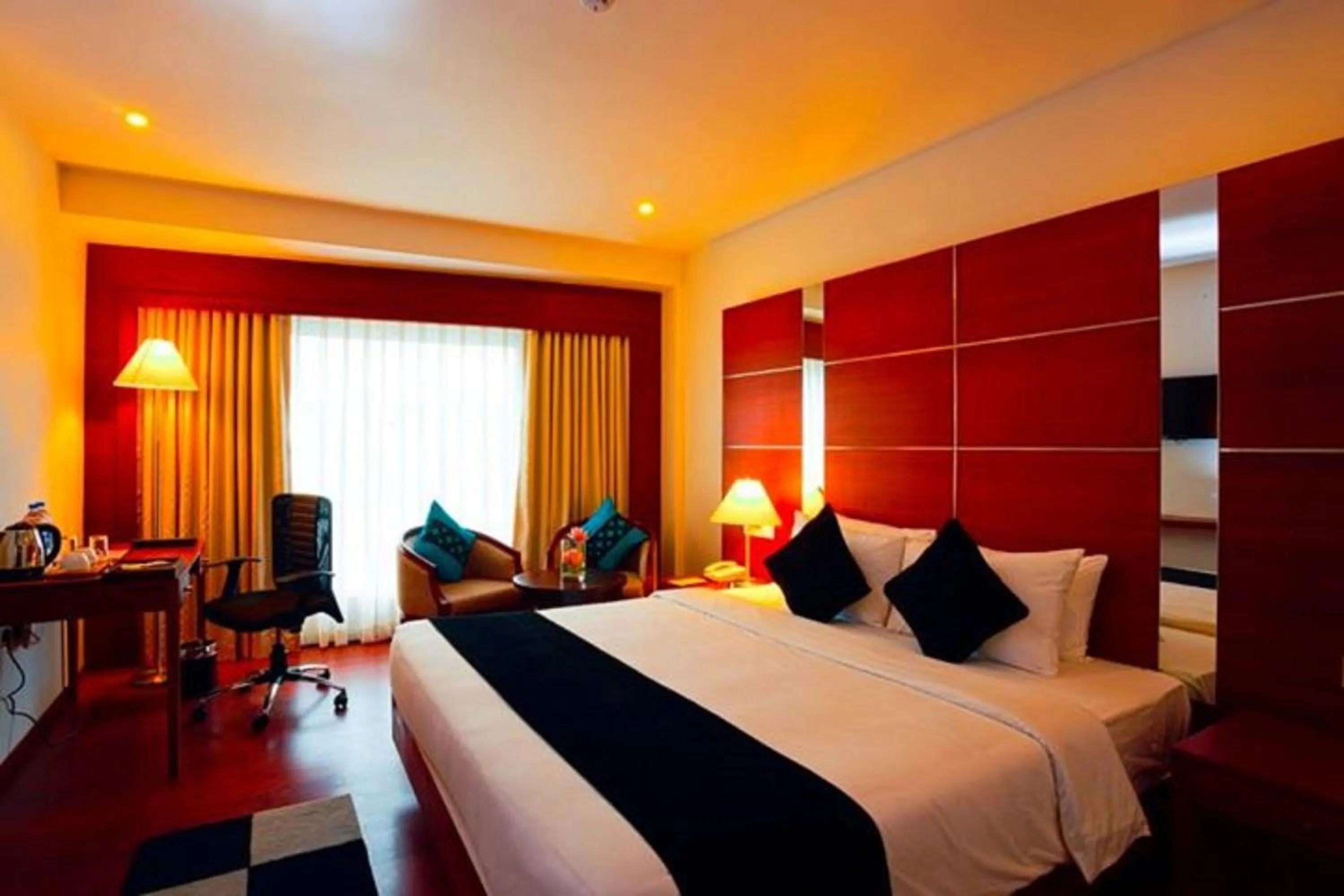 Bed in Olive Downtown