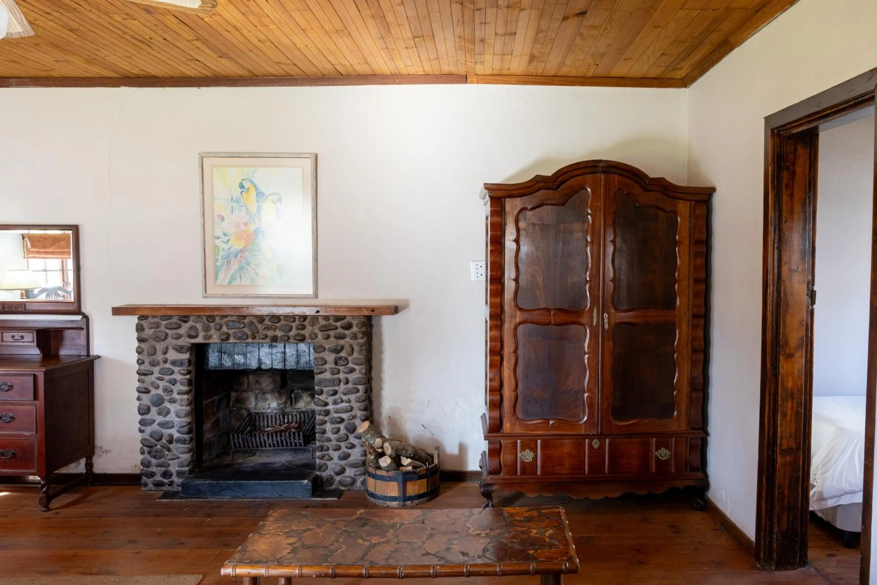 Bedroom in Himeville Arms