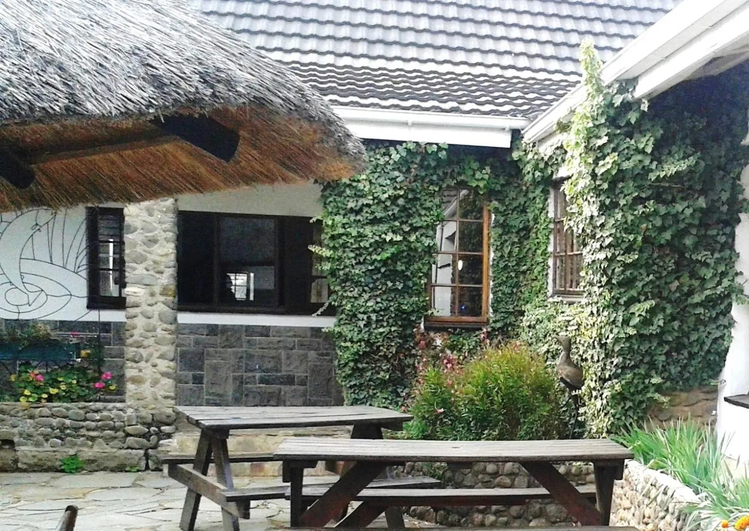 Garden view in Himeville Arms