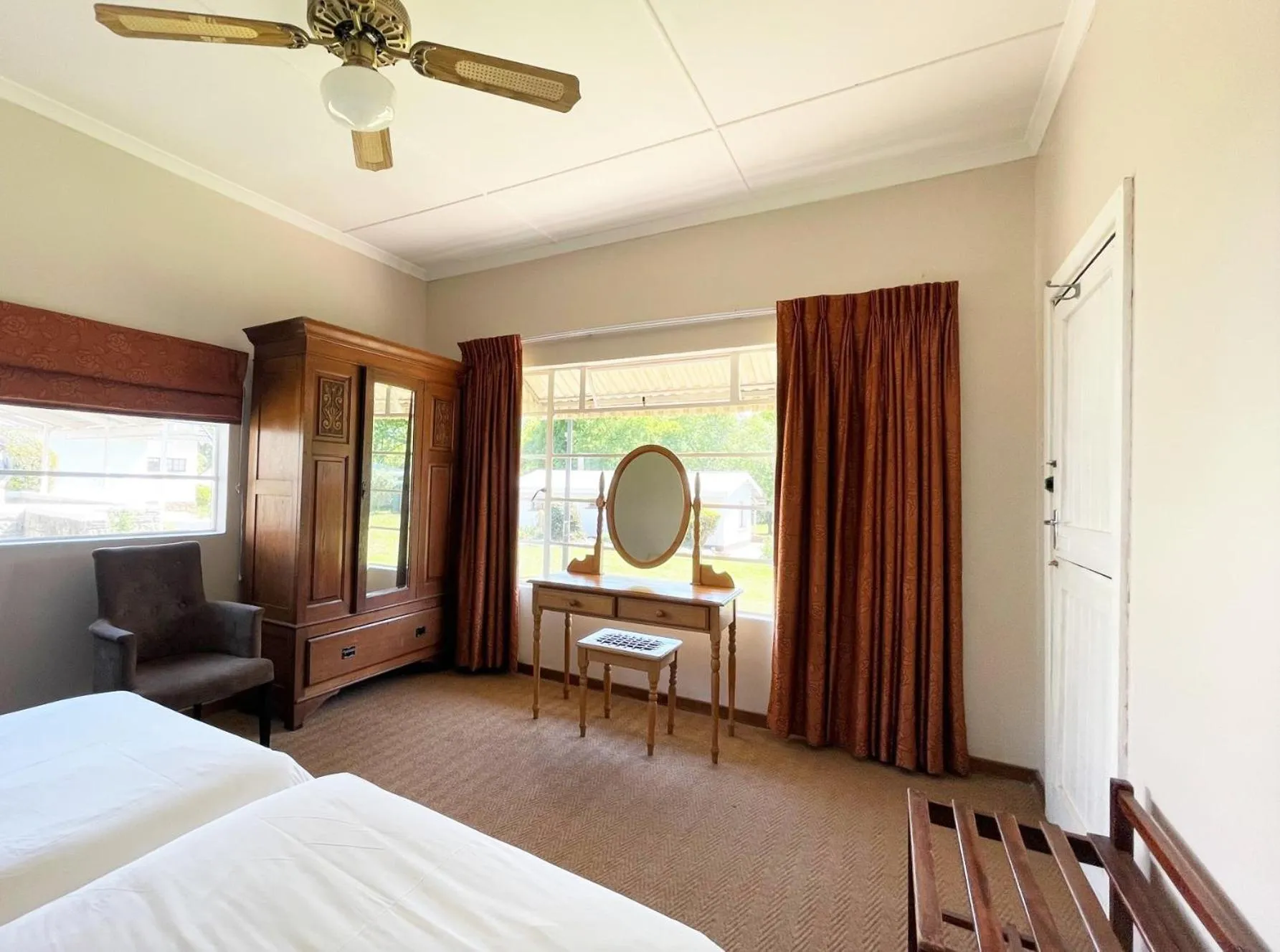 Bed in Himeville Arms