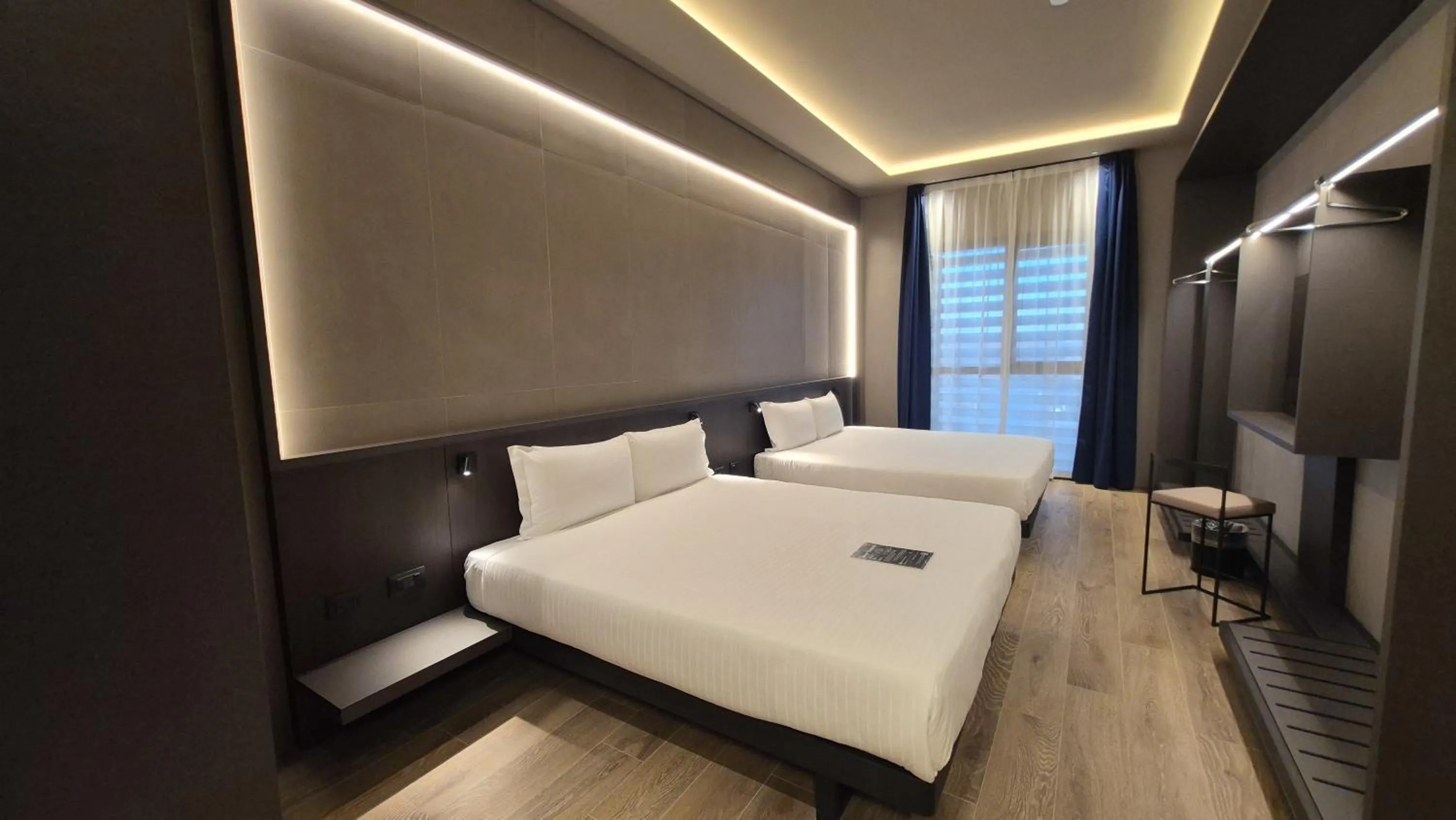 Bedroom, Bed in Kira Suites Hotel Milano
