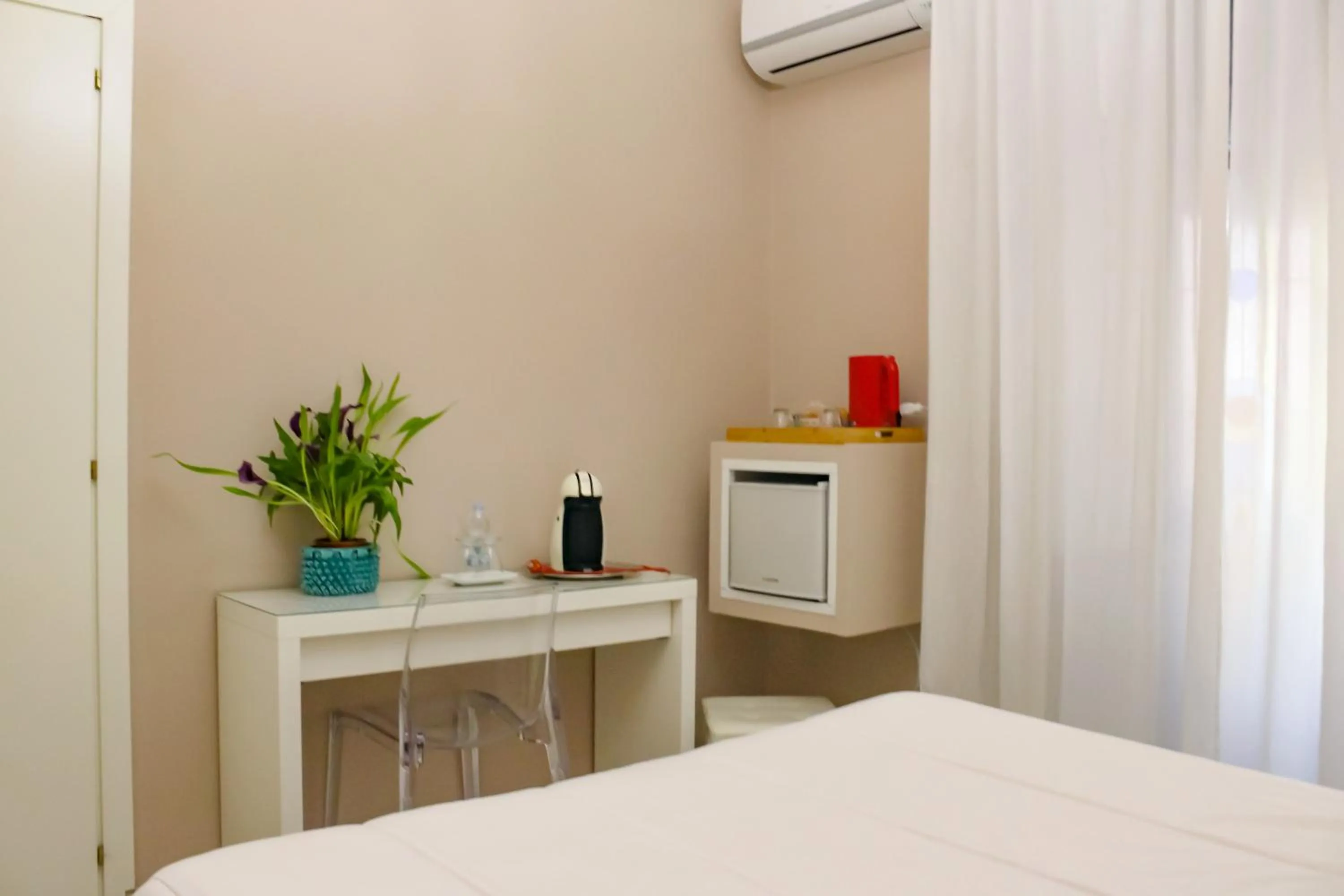 Coffee/tea facilities in Barocco B&B