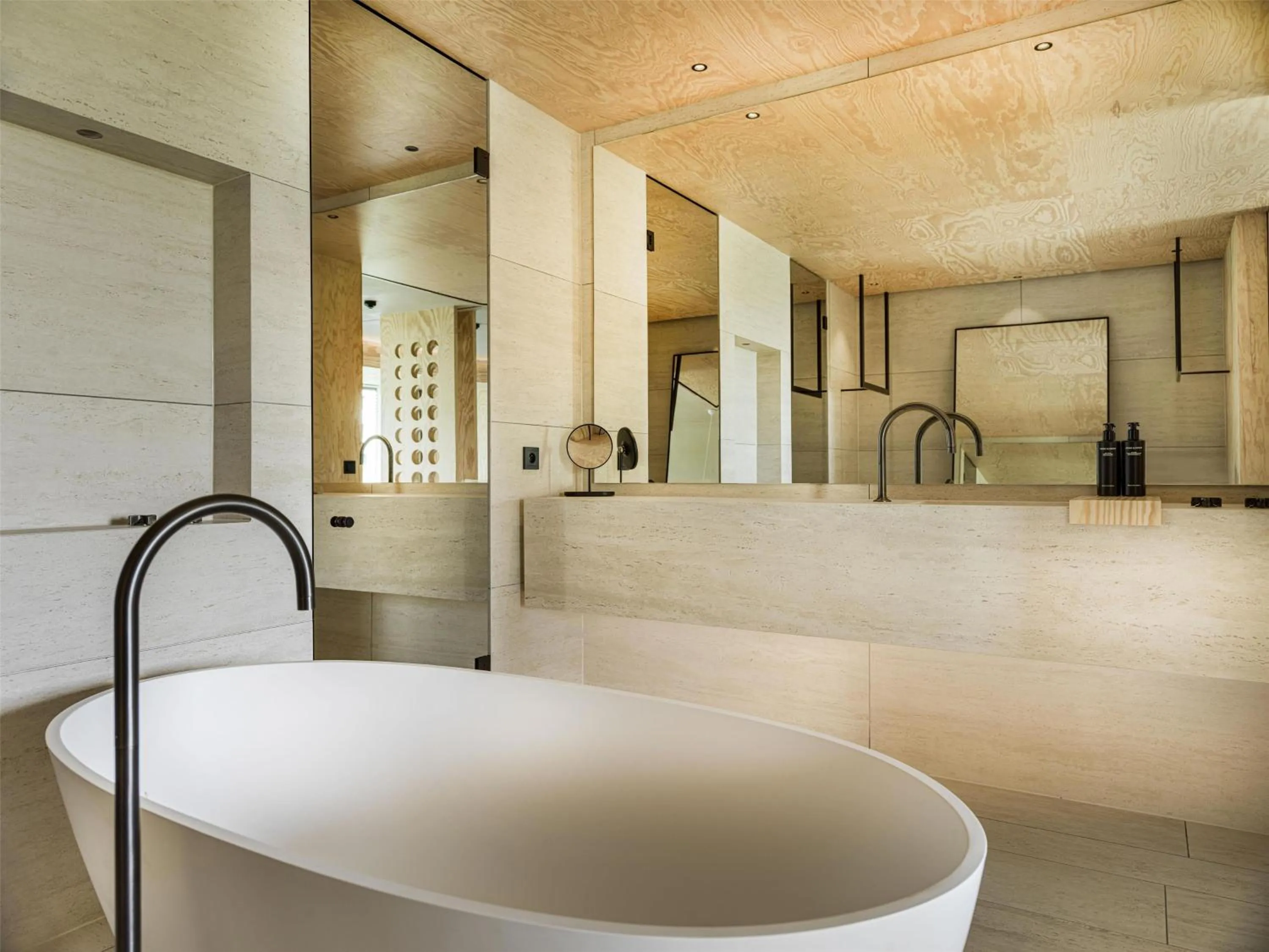 Bathroom in Radisson Collection The National Hotel, Brussels