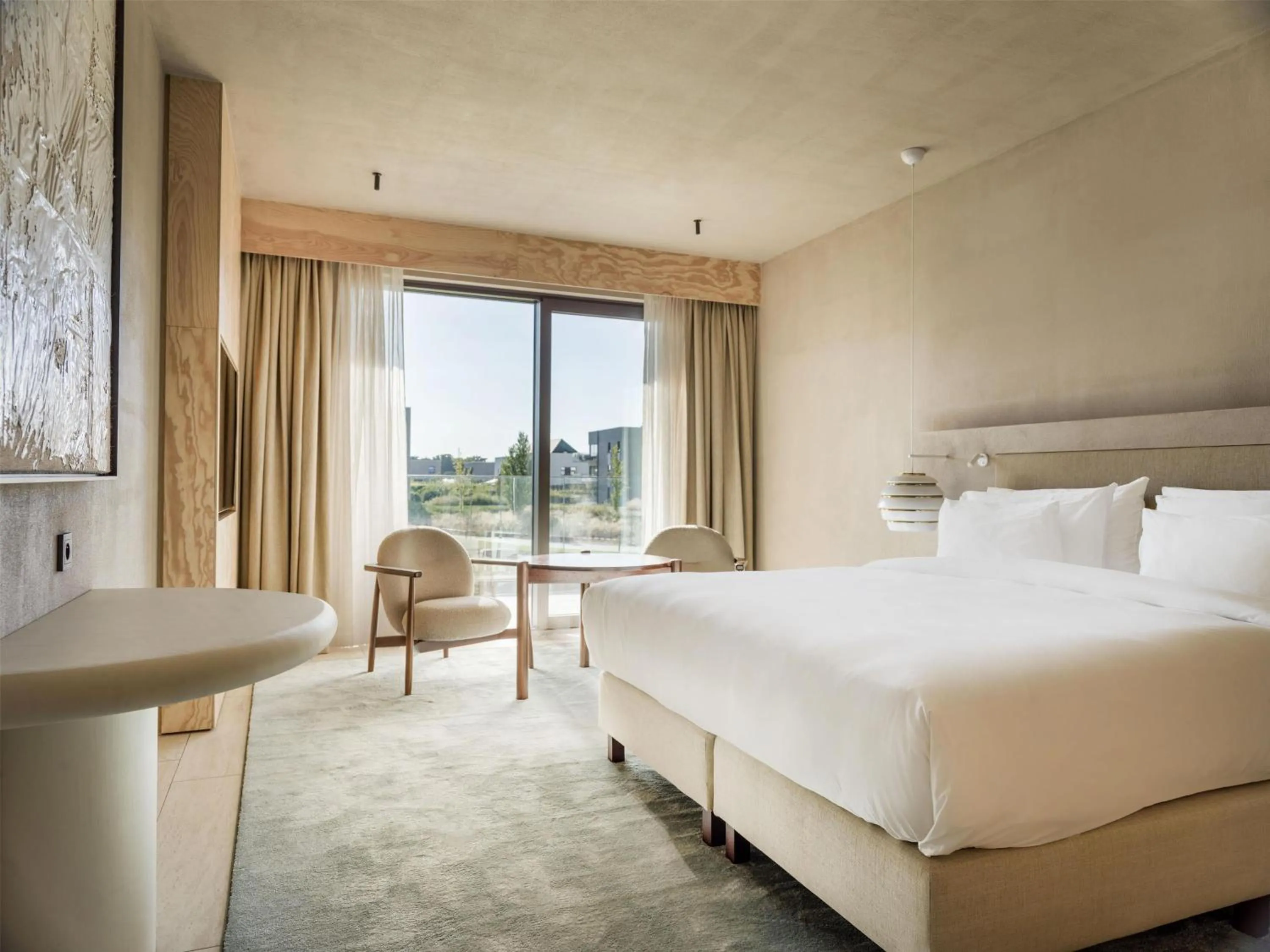 Bedroom, Bed in Radisson Collection The National Hotel, Brussels