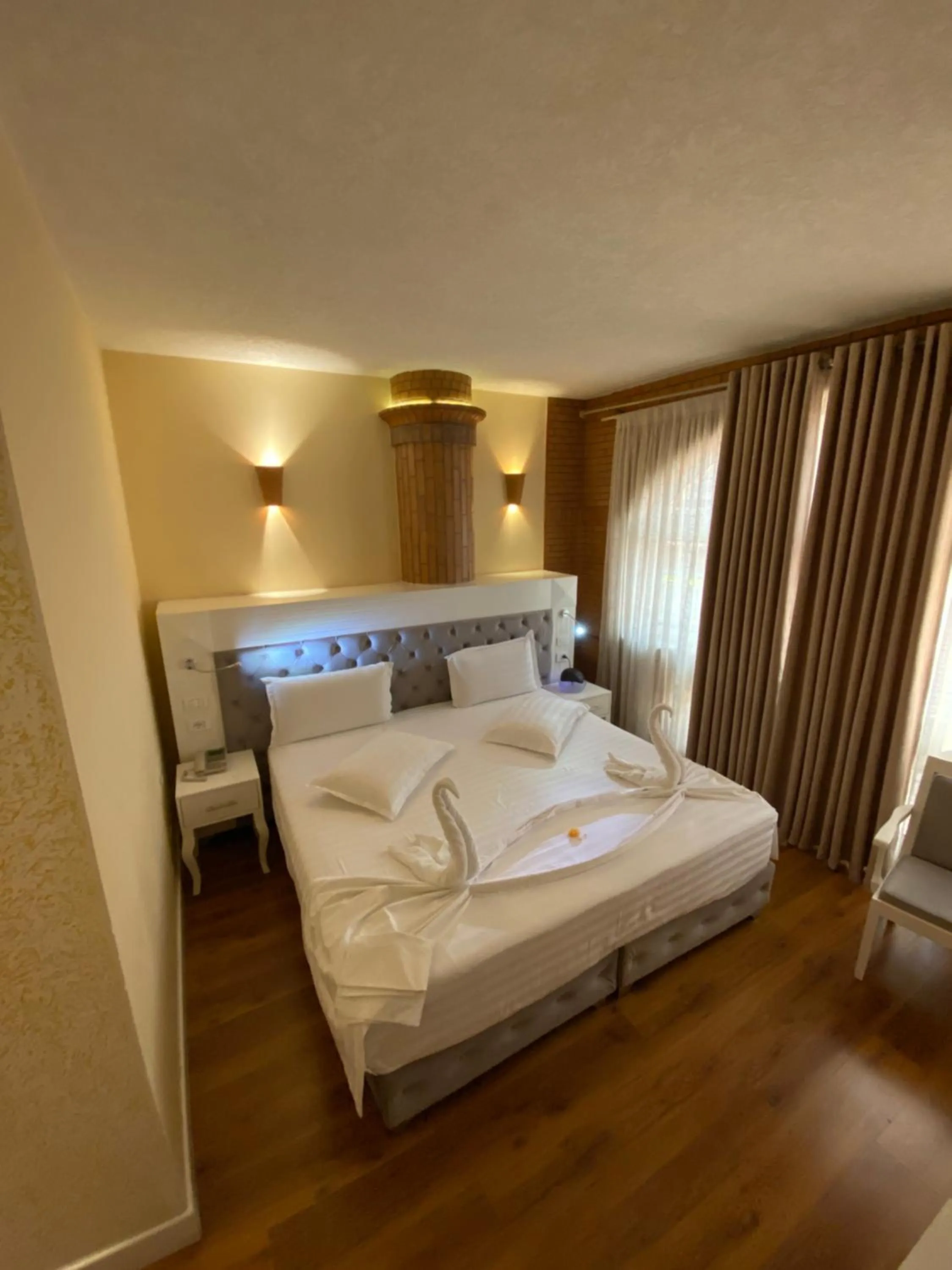 Bedroom, Bed in The Red Bricks Hotel