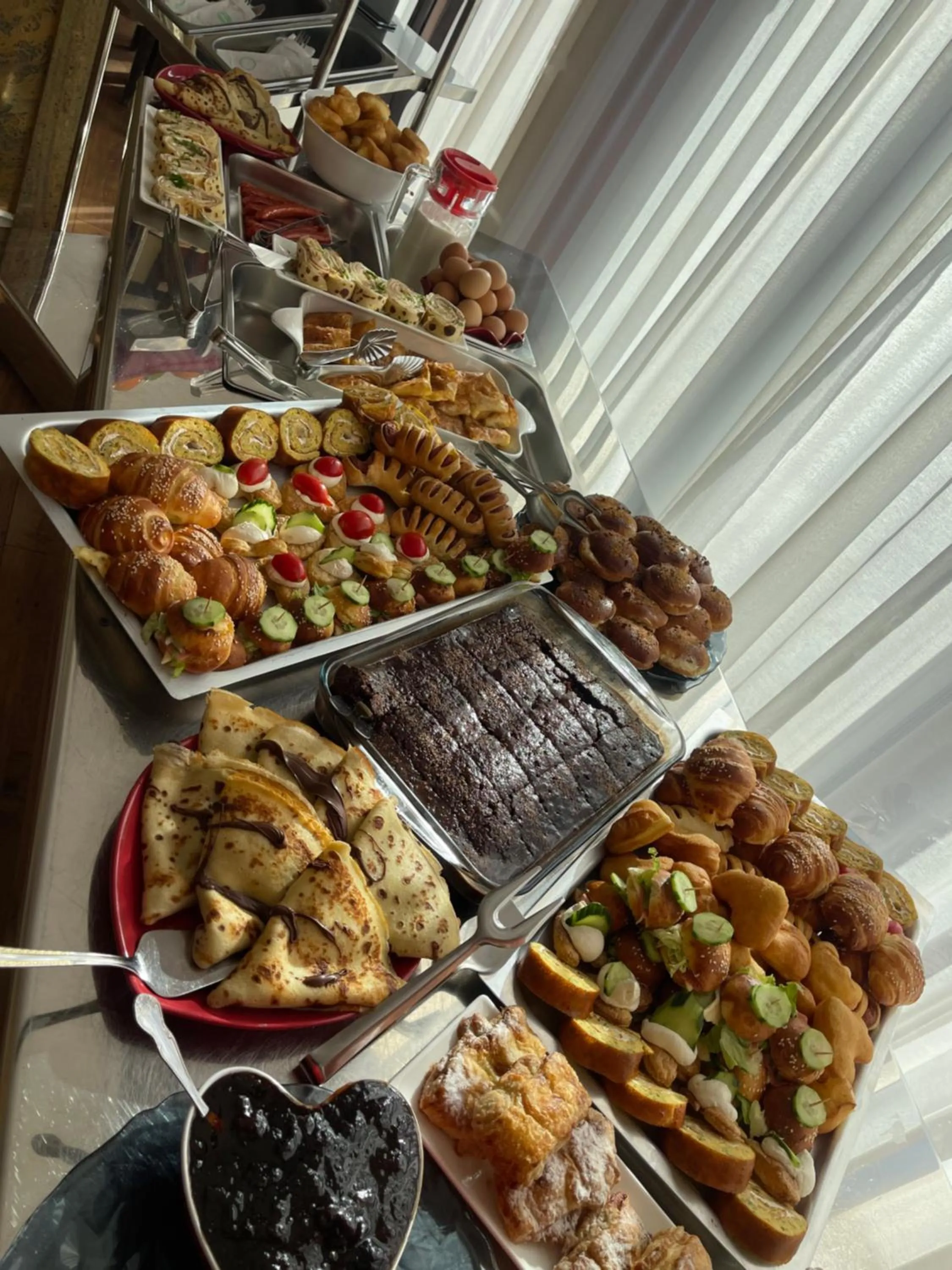 Food in The Red Bricks Hotel