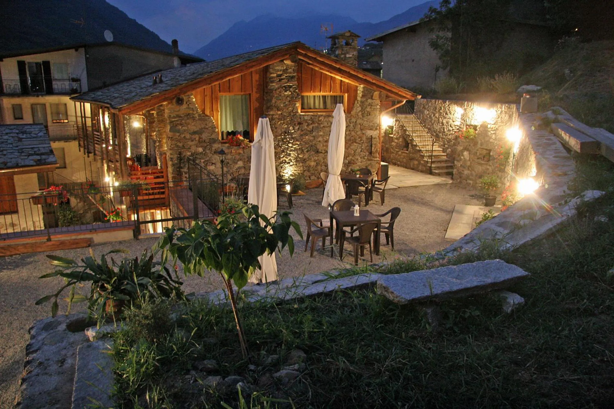 Property building in Ostello del Castello Tirano